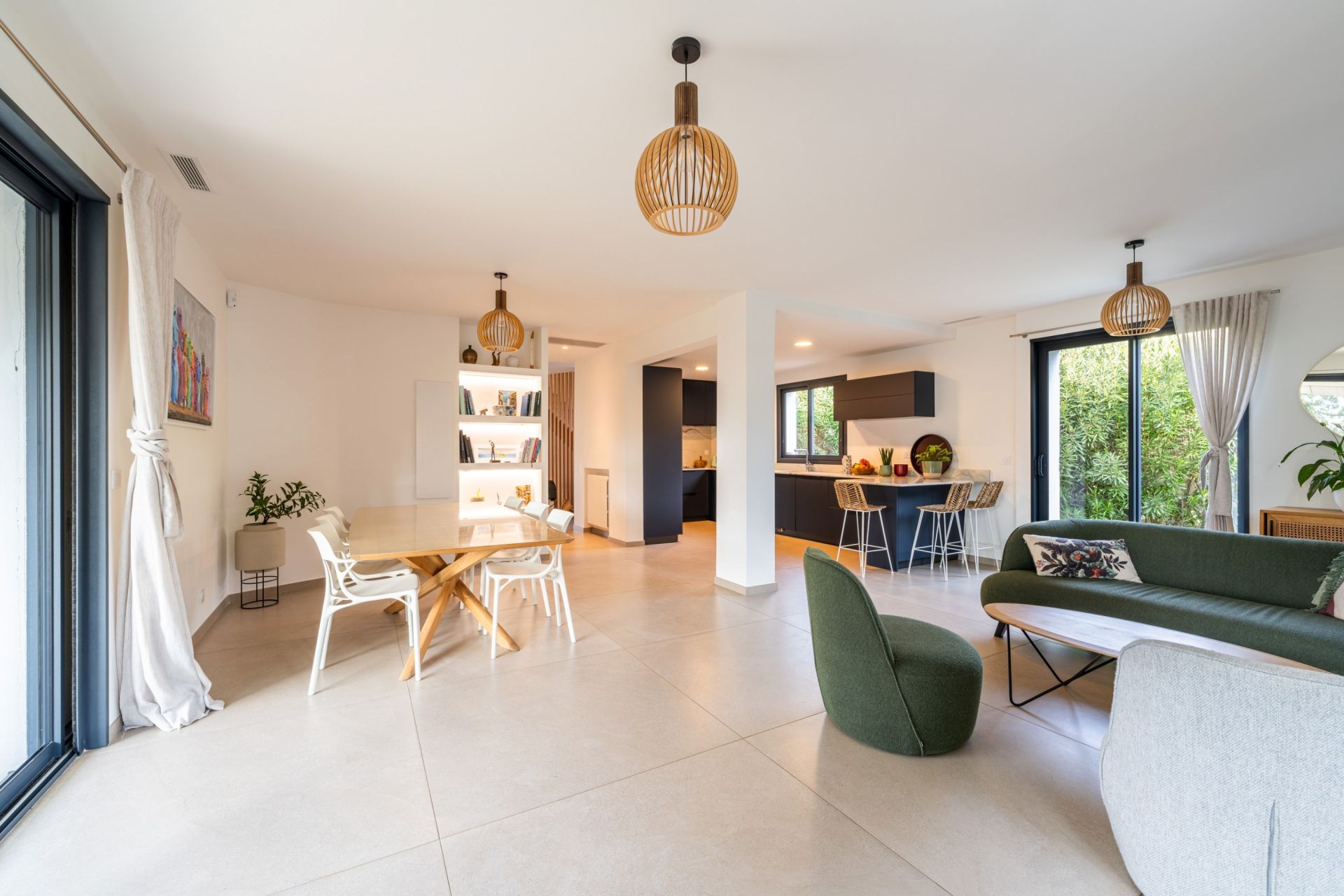 maison de luxe 7 Pièces en vente sur CARRY LE ROUET (13620)