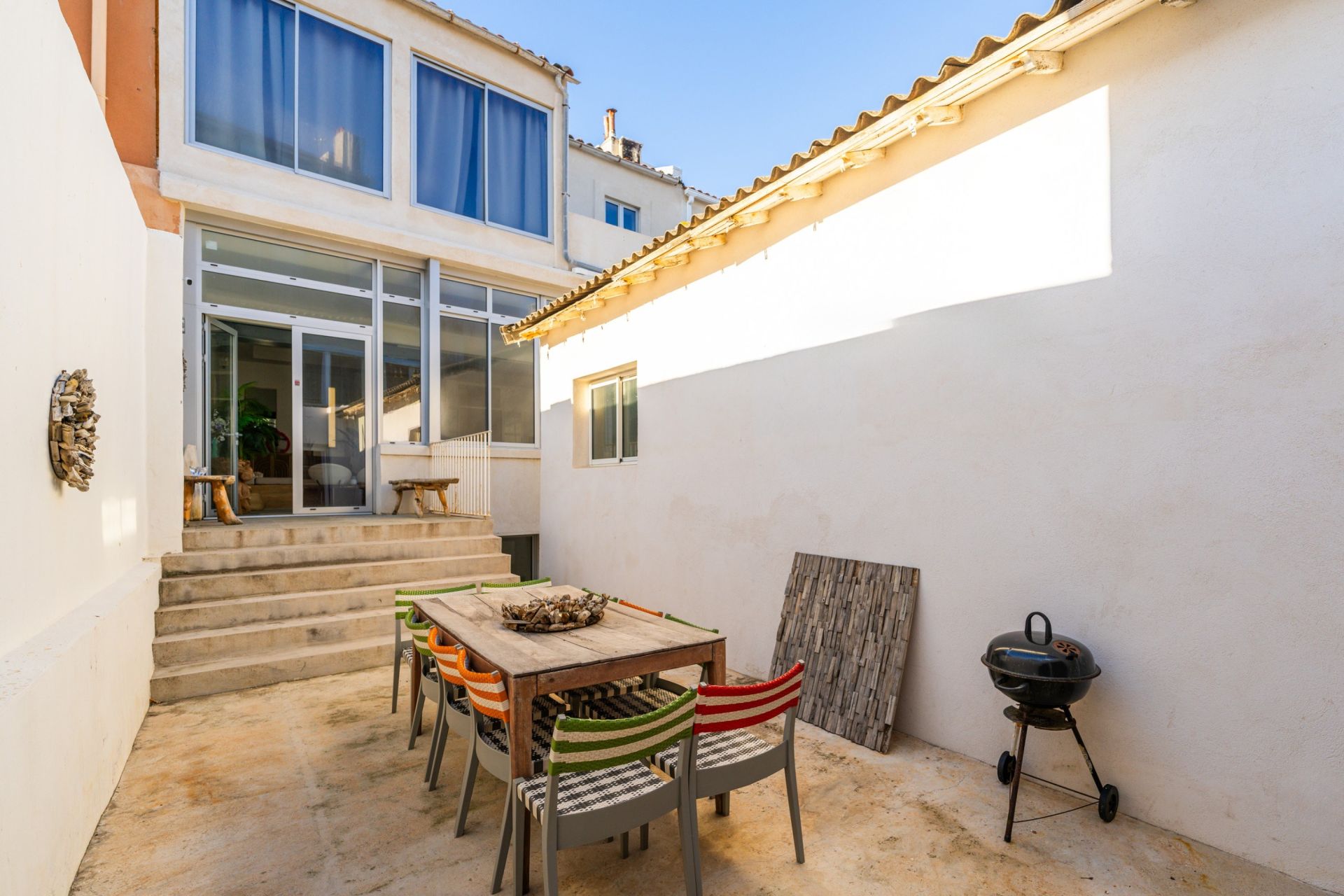 townhouse 7 Rooms for sale on MARSEILLE (13007)