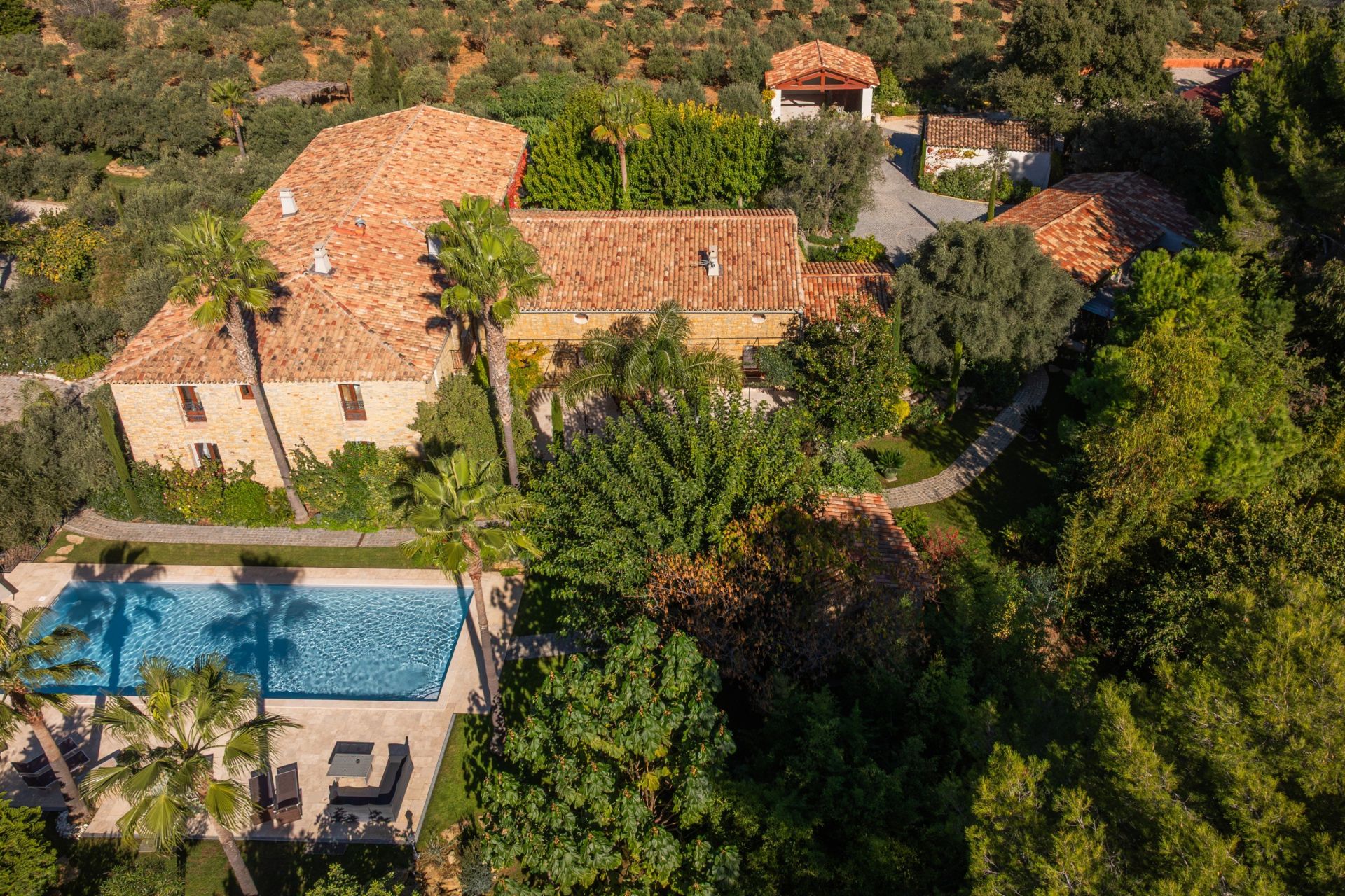 maison de luxe 20 Pièces en vente sur LE CASTELLET (83330)