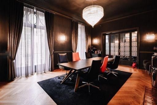 luxury apartment 12 Rooms for rent on MARSEILLE (13008)