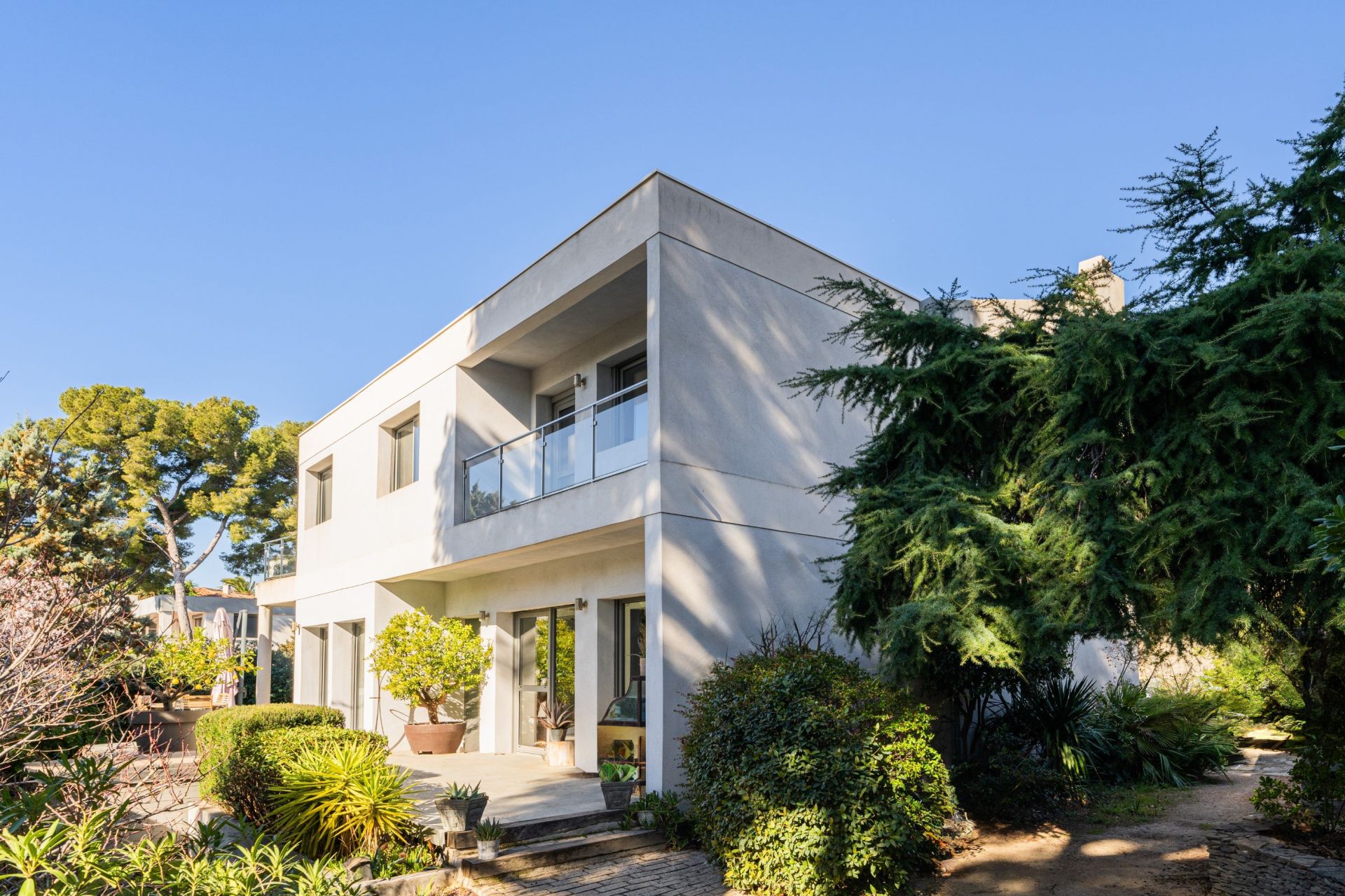 luxury house 7 Rooms for sale on CARRY LE ROUET (13620)