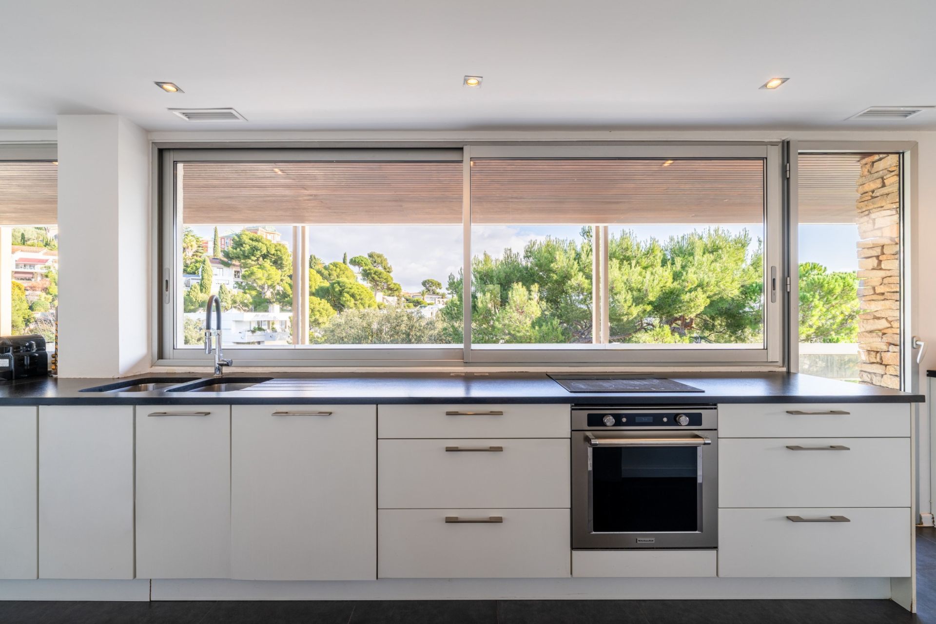 architect's house 5 Rooms for sale on MARSEILLE (13007)