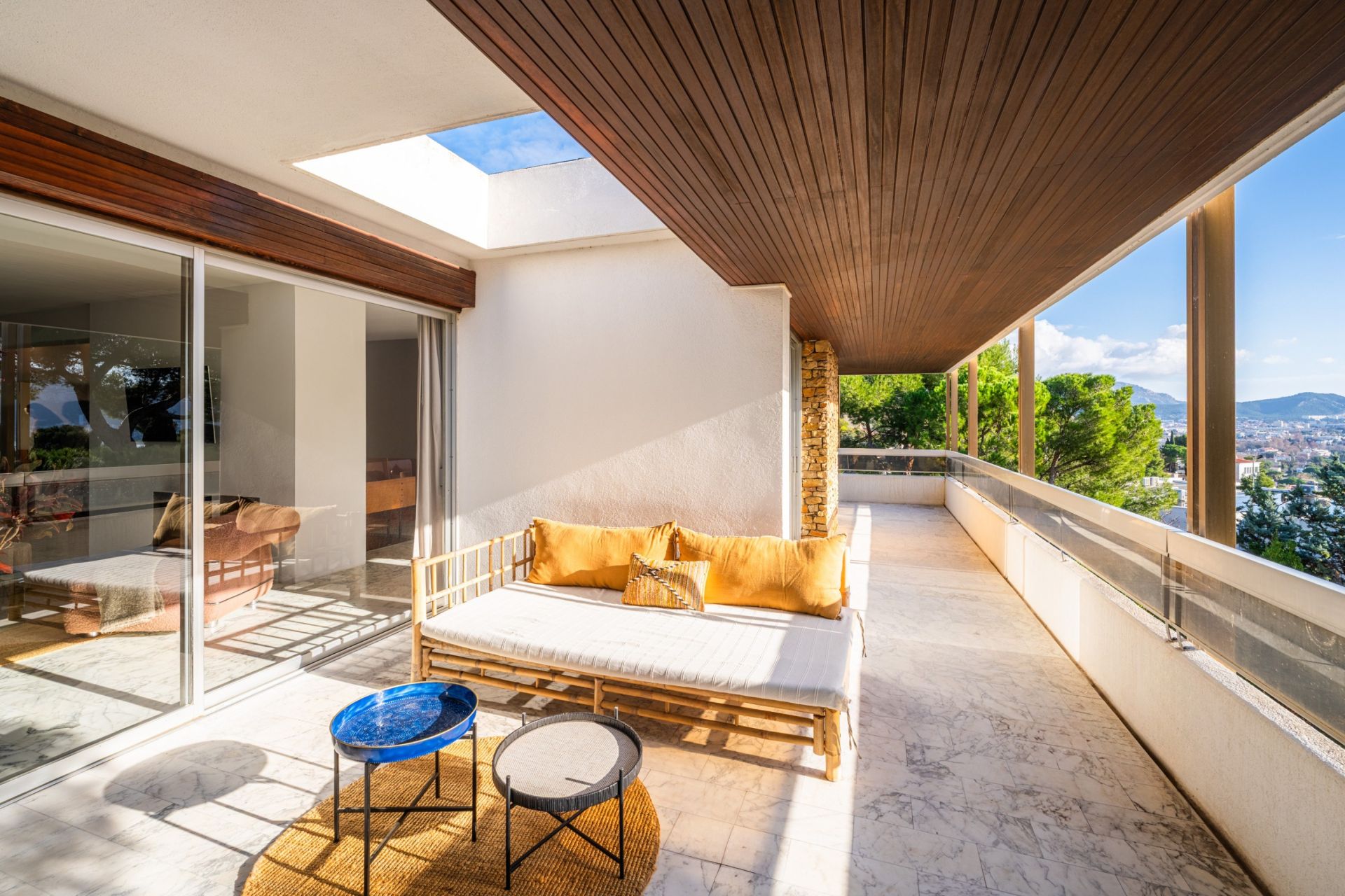 architect's house 5 Rooms for sale on MARSEILLE (13007)