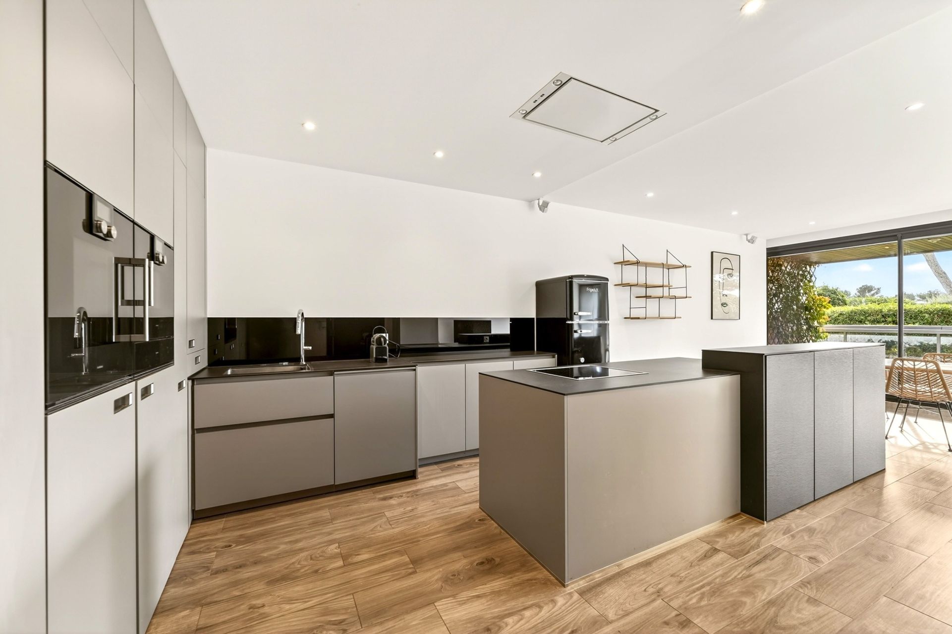 appartement de luxe 3 Pièces en location sur MARSEILLE (13008)