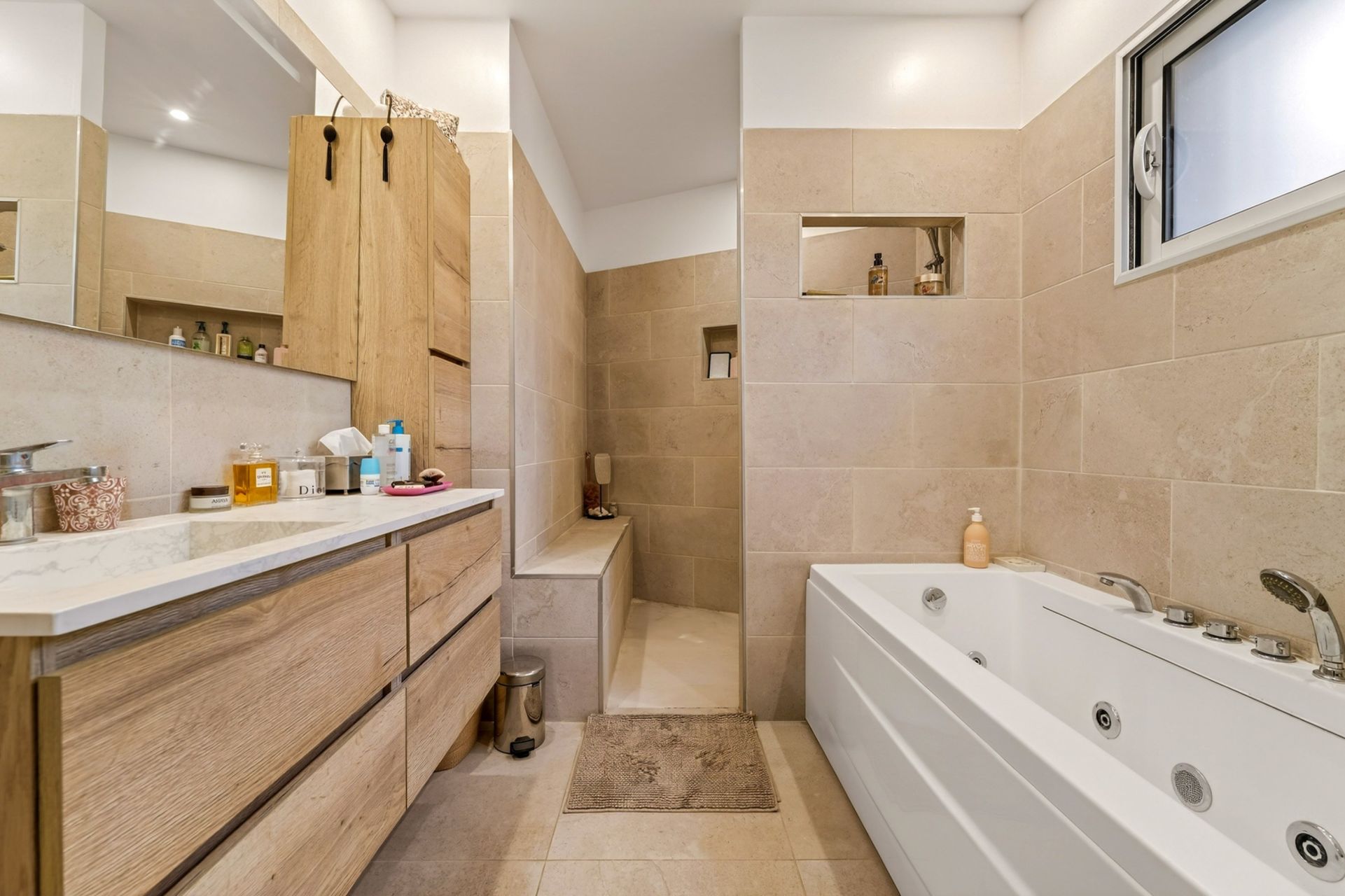 maison de luxe 6 Pièces en vente sur MARSEILLE (13009)