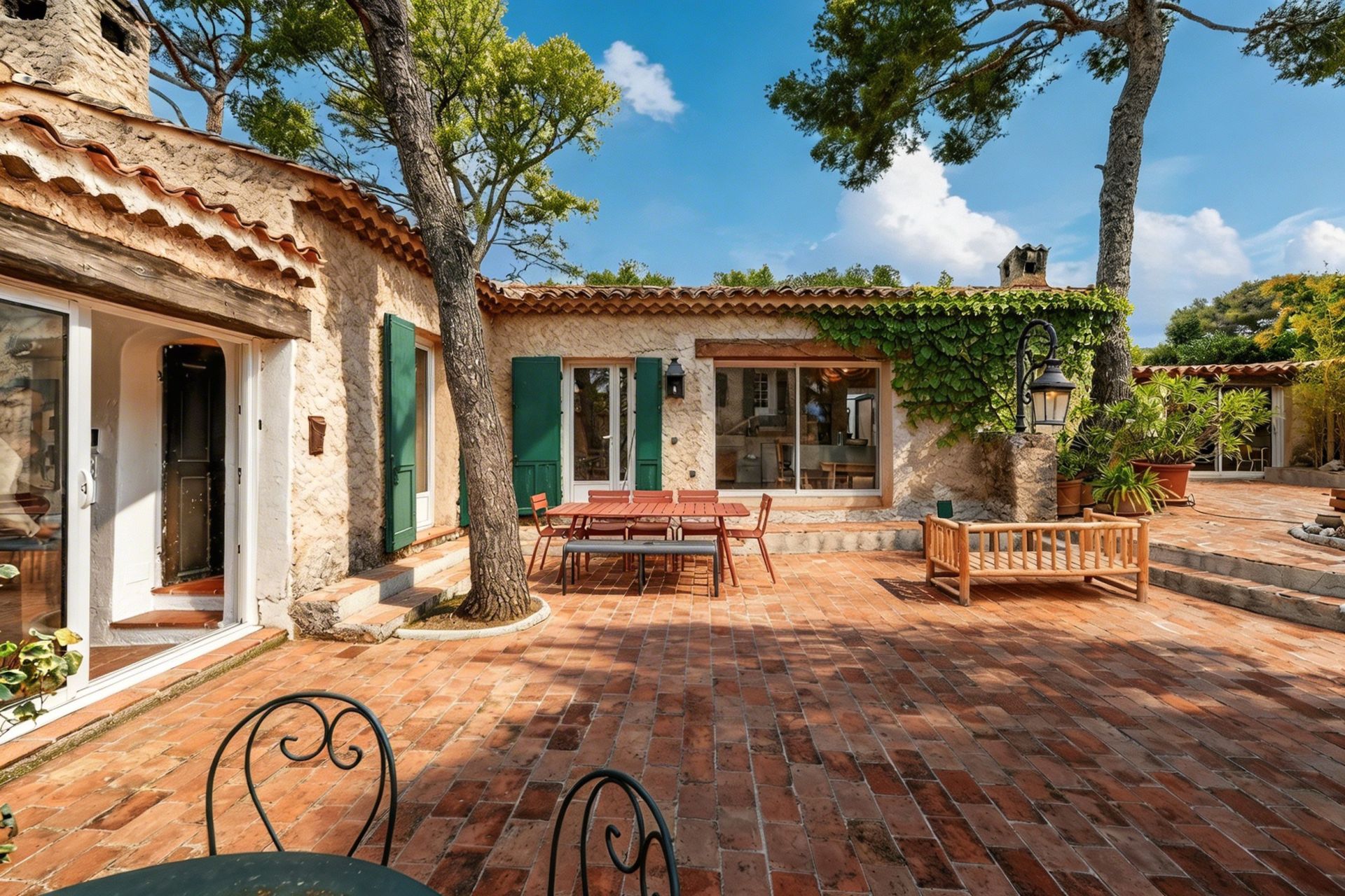 maison de luxe 8 Pièces en vente sur CASSIS (13260)