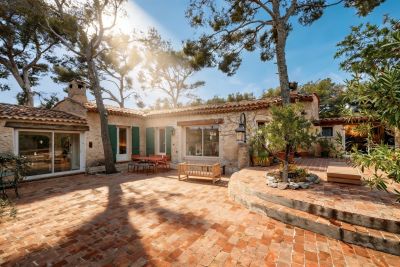 Vente Cassis Maison de luxe 8&nbsp;Pièces 230&nbsp;m²