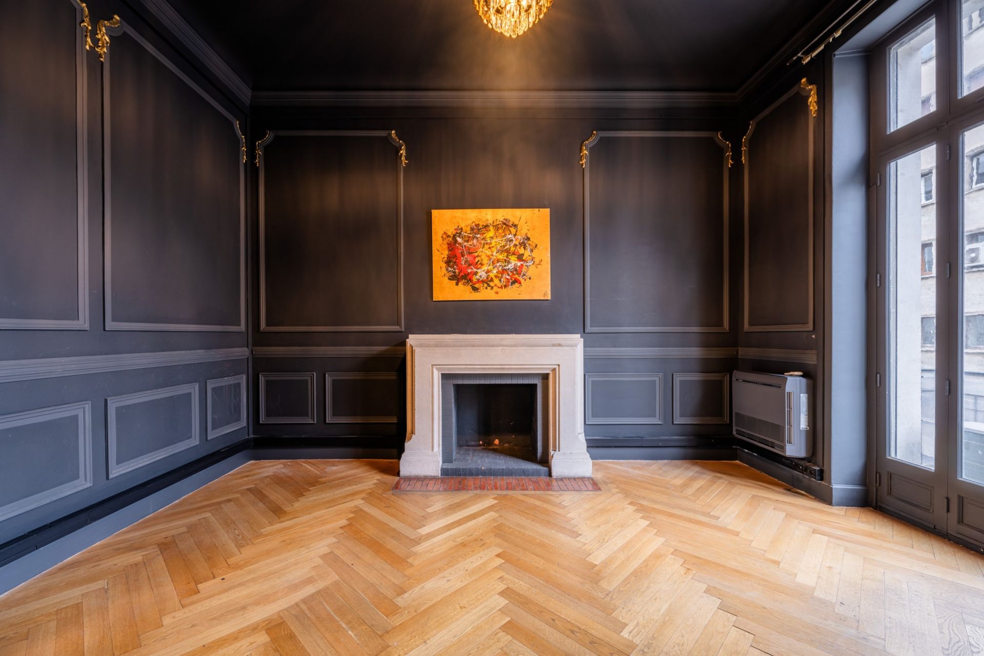 luxury apartment 12 Rooms for sale on MARSEILLE (13008)