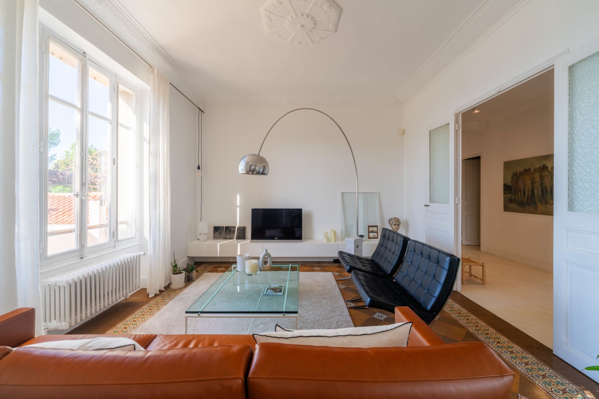 luxury house 3 Rooms for sale on MARSEILLE (13007)