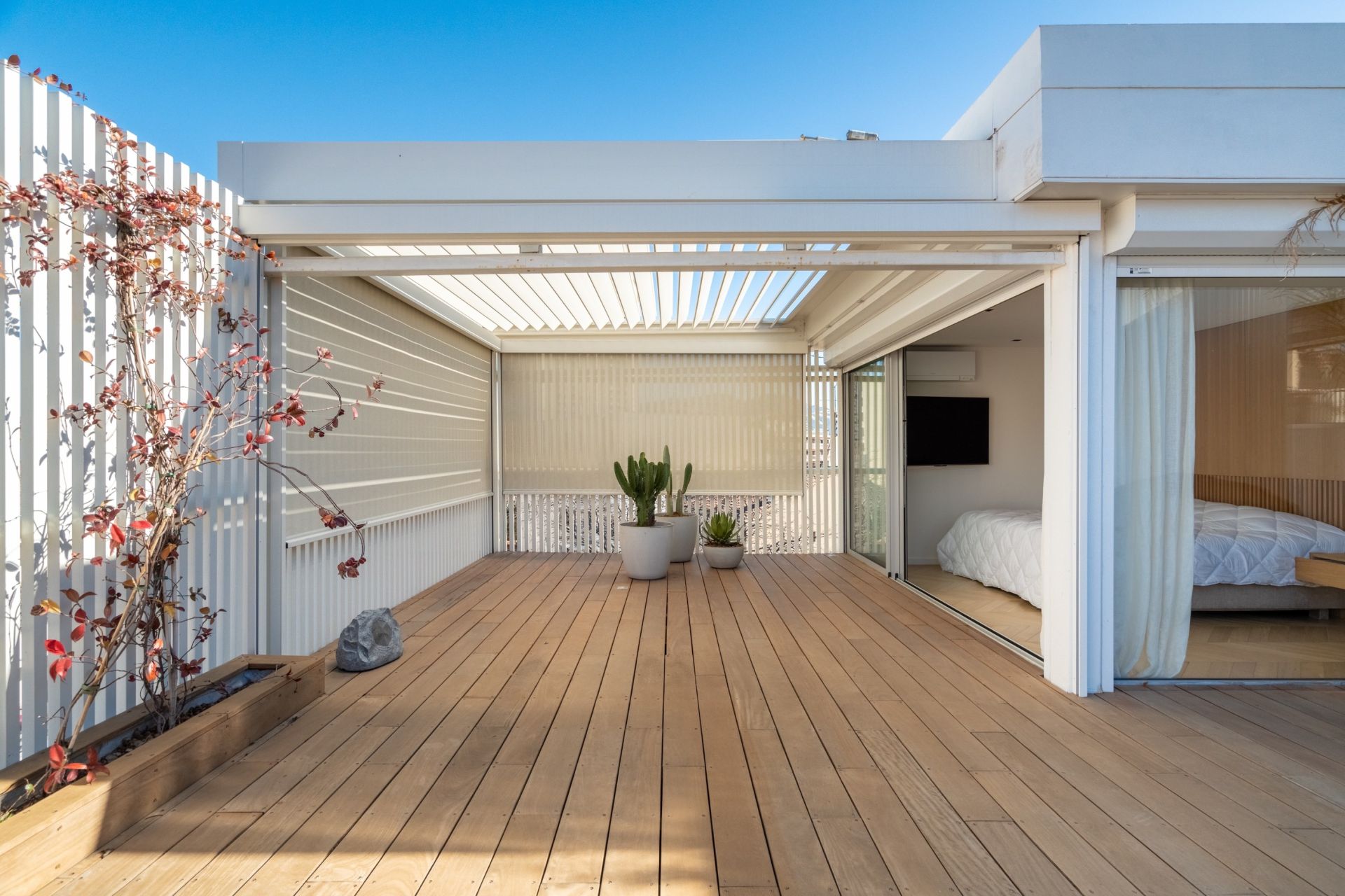 penthouse 6 Rooms for sale on MARSEILLE (13008)