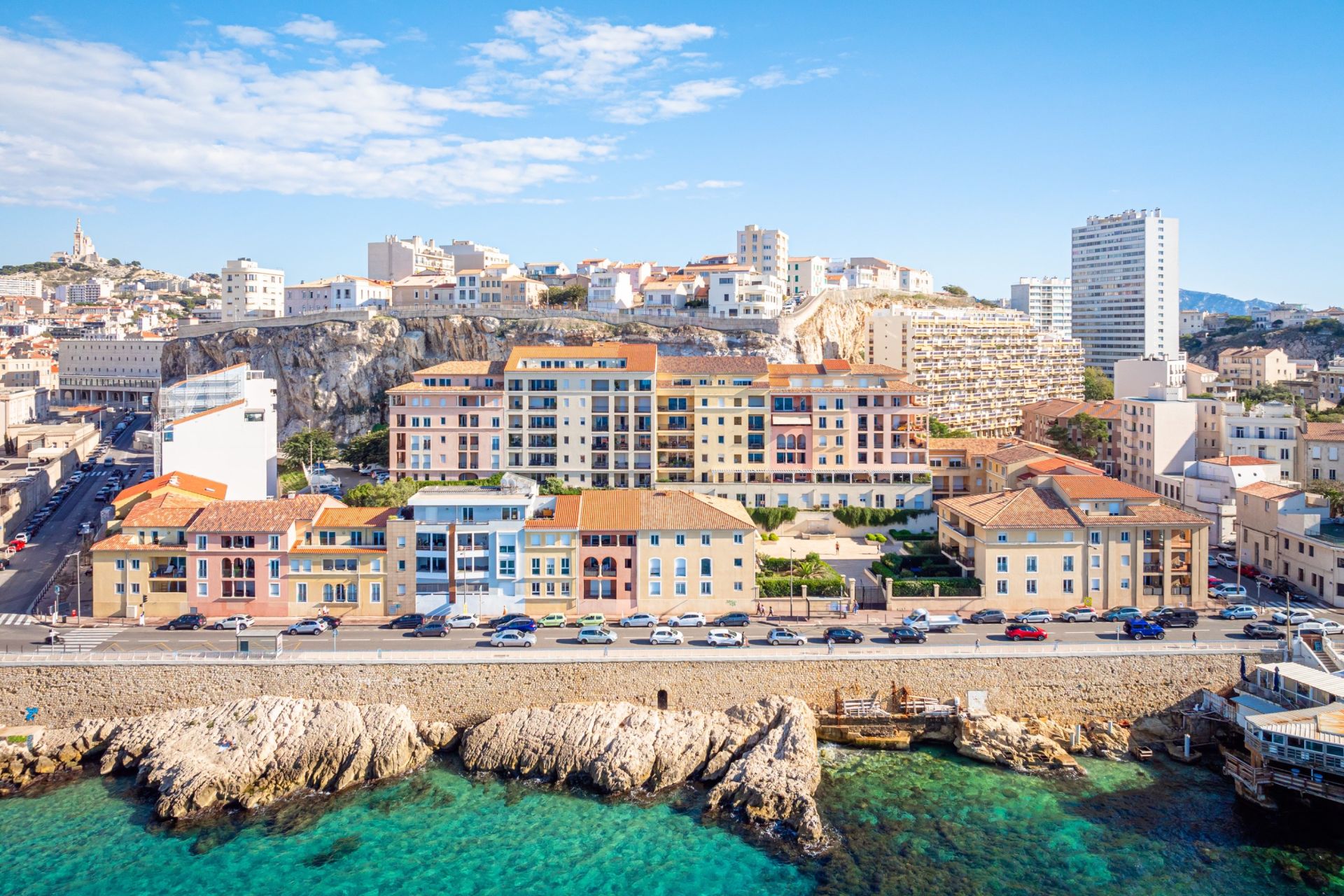 luxury apartment 4 Rooms for sale on MARSEILLE (13007)