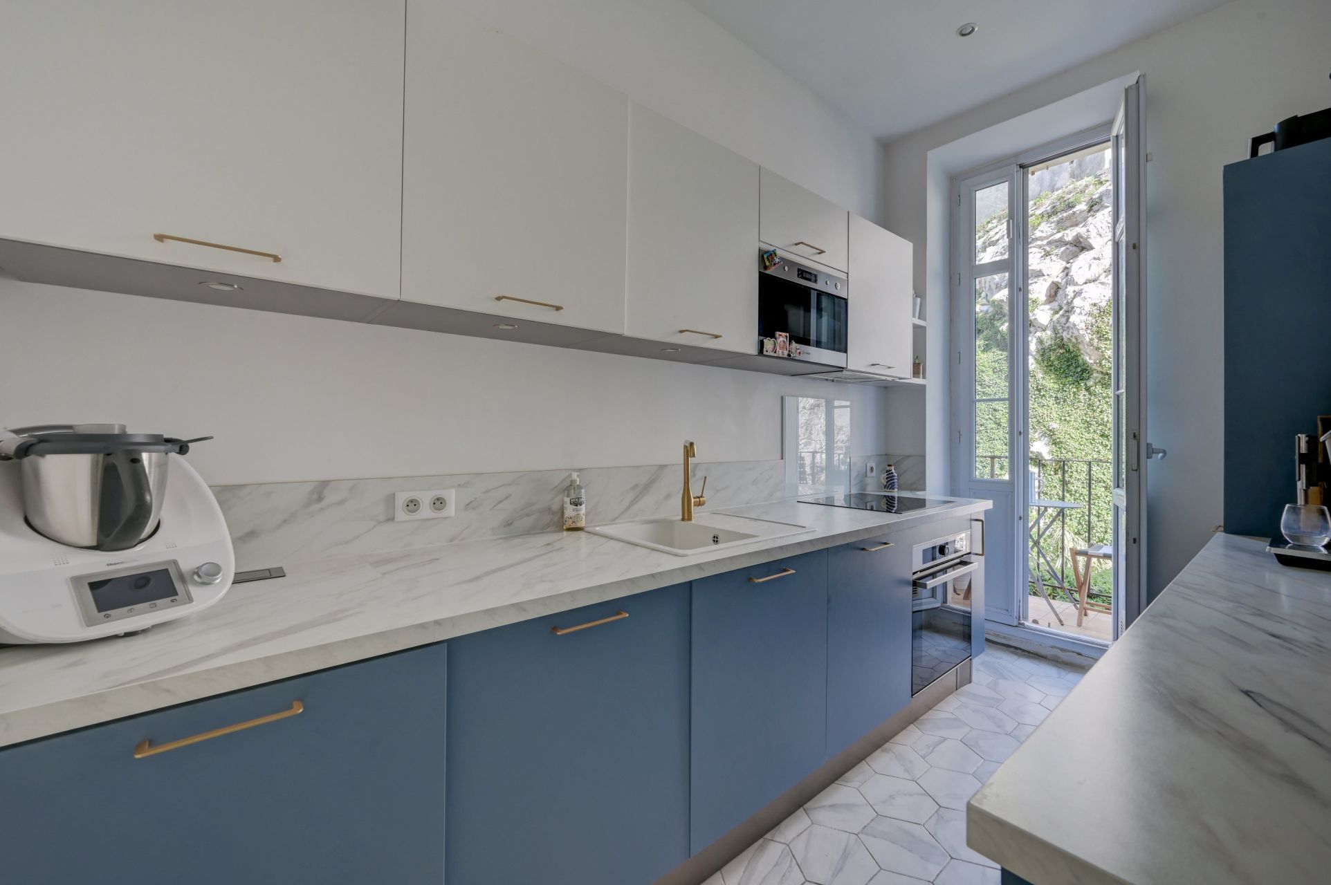 appartement de luxe 4 Pièces en location saisonnière sur MARSEILLE (13007)