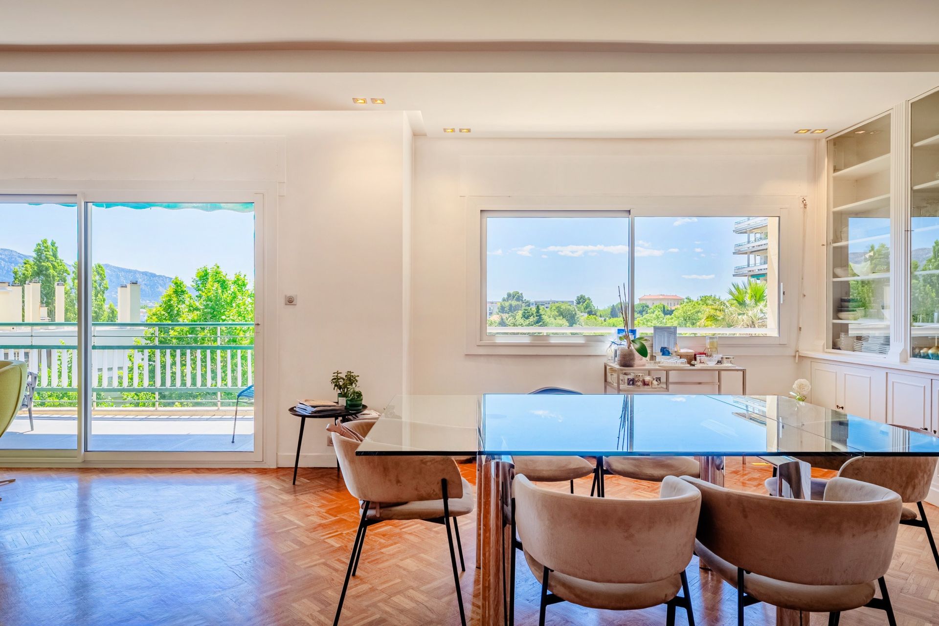 appartement de luxe 5 Pièces en location sur MARSEILLE (13008)