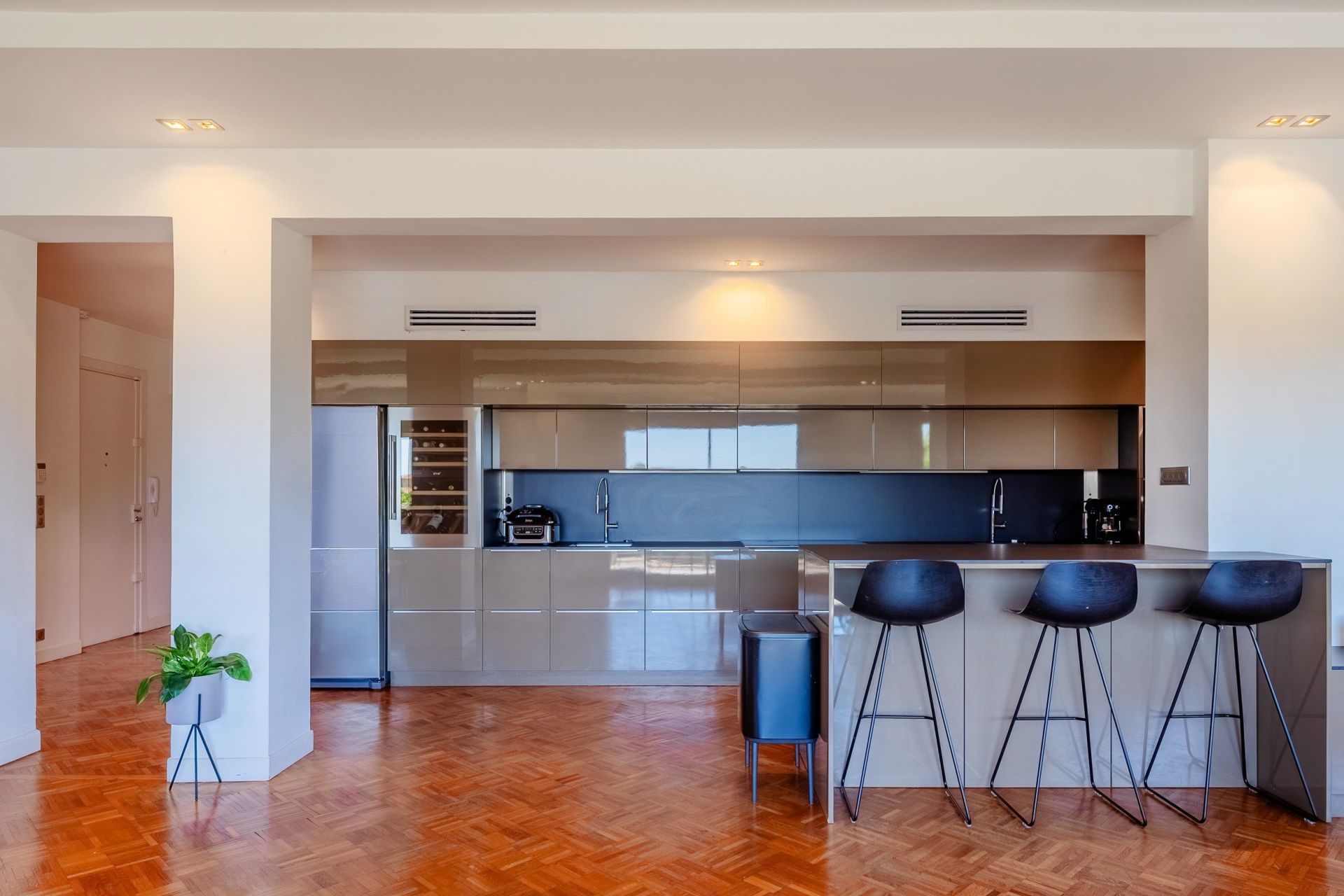 appartement de luxe 5 Pièces en location sur MARSEILLE (13008)