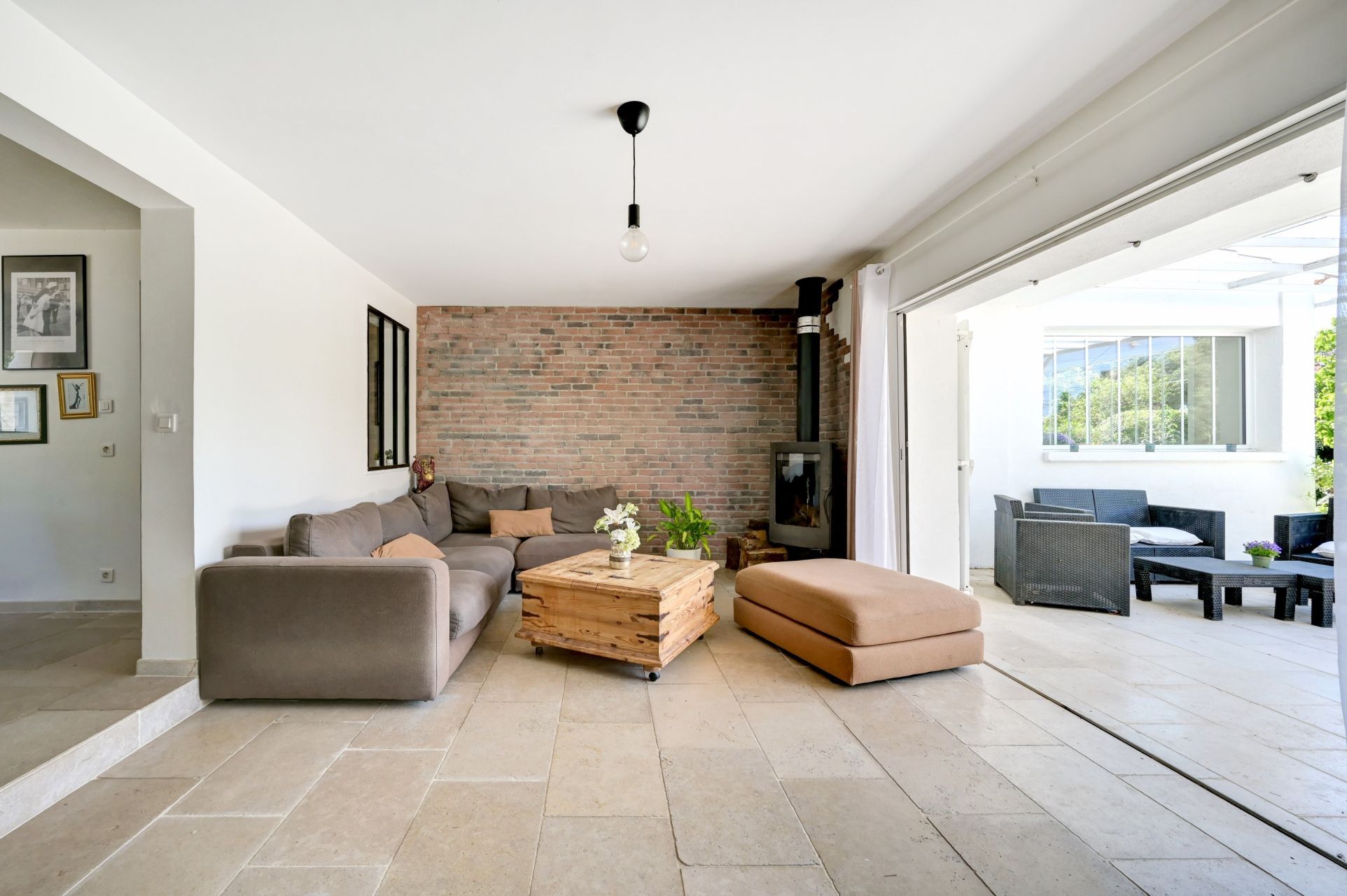 maison traditionnelle 7 Pièces en vente sur SAUSSET LES PINS (13960)