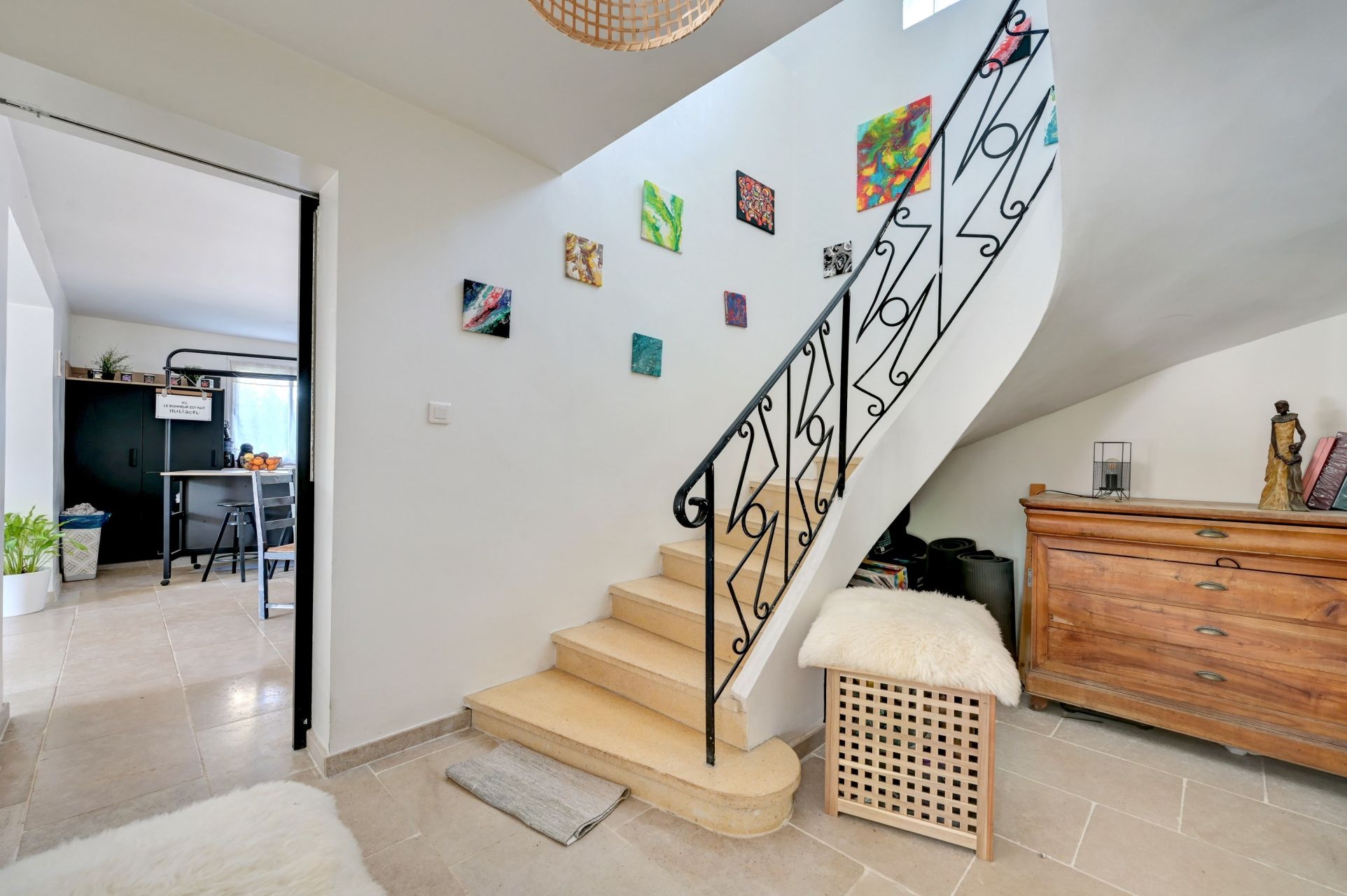 maison traditionnelle 7 Pièces en vente sur SAUSSET LES PINS (13960)