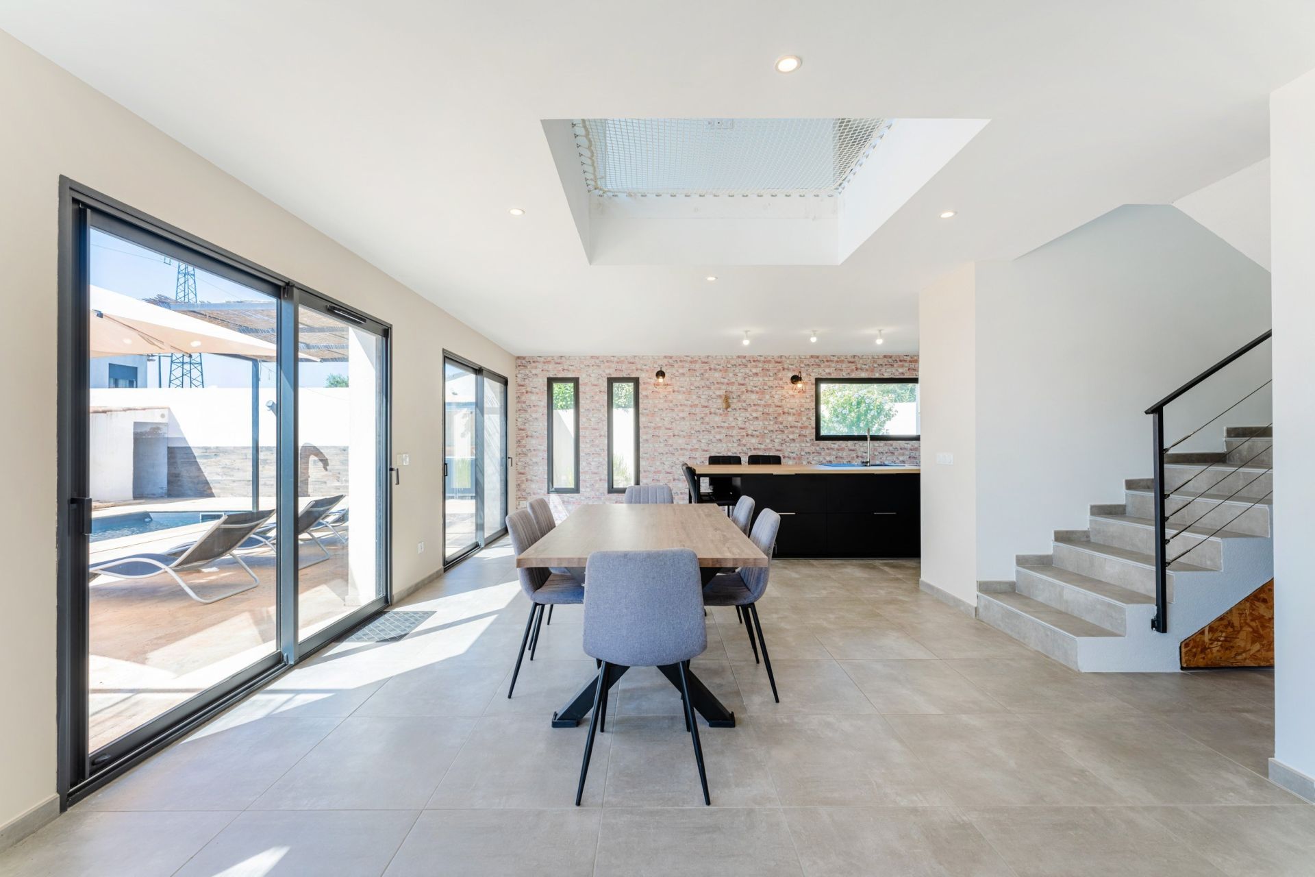 maison contemporaine 5 Pièces en vente sur LA CIOTAT (13600)