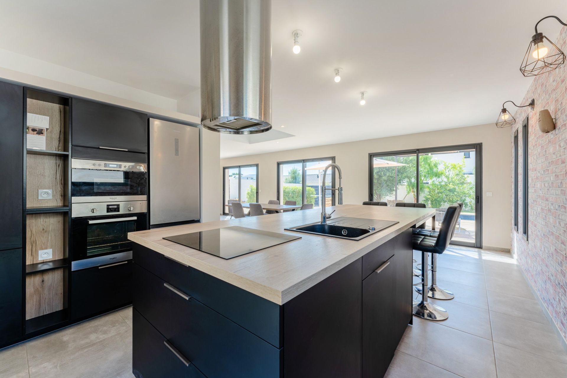 maison contemporaine 5 Pièces en vente sur LA CIOTAT (13600)
