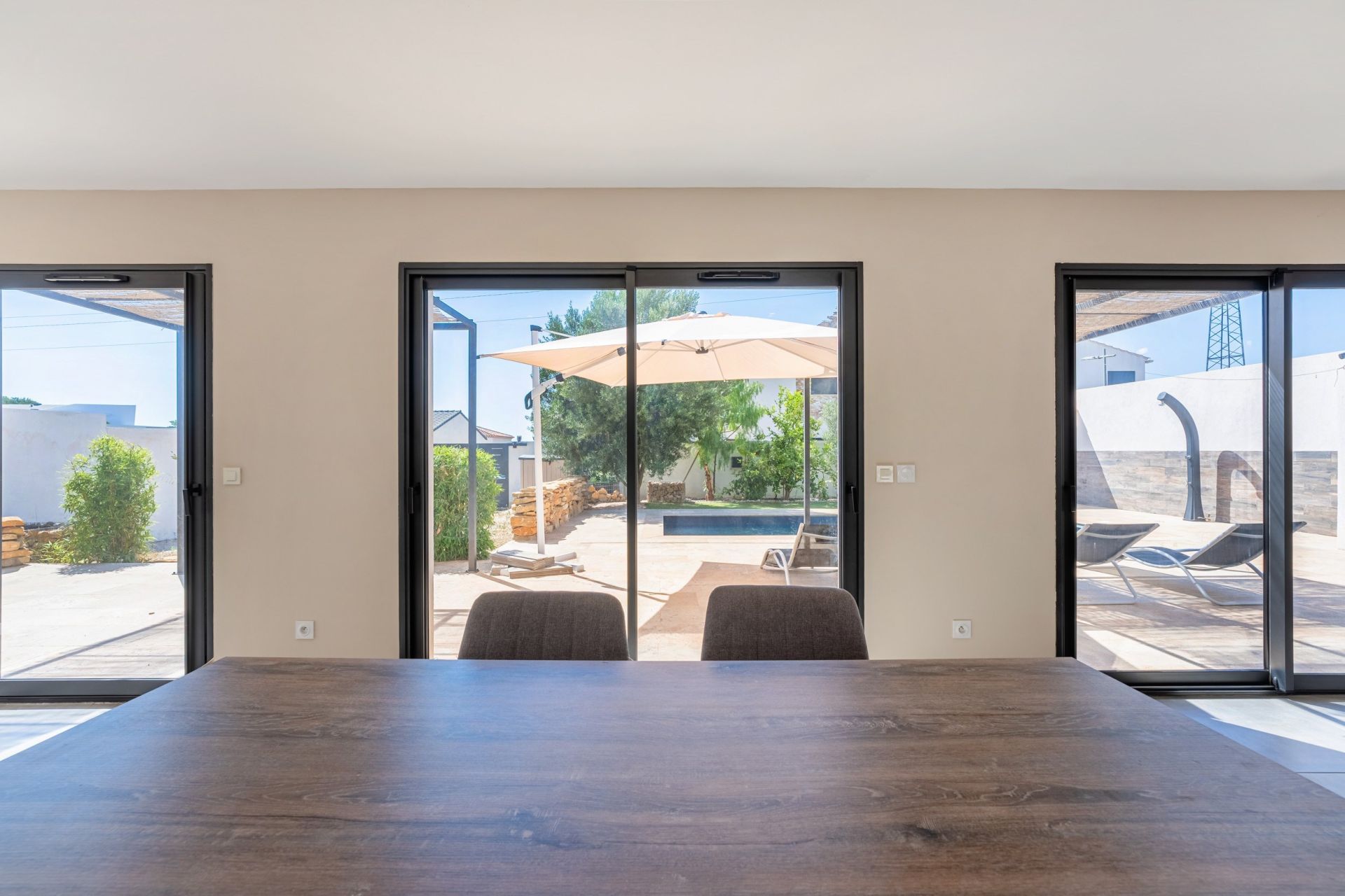 maison contemporaine 5 Pièces en vente sur LA CIOTAT (13600)