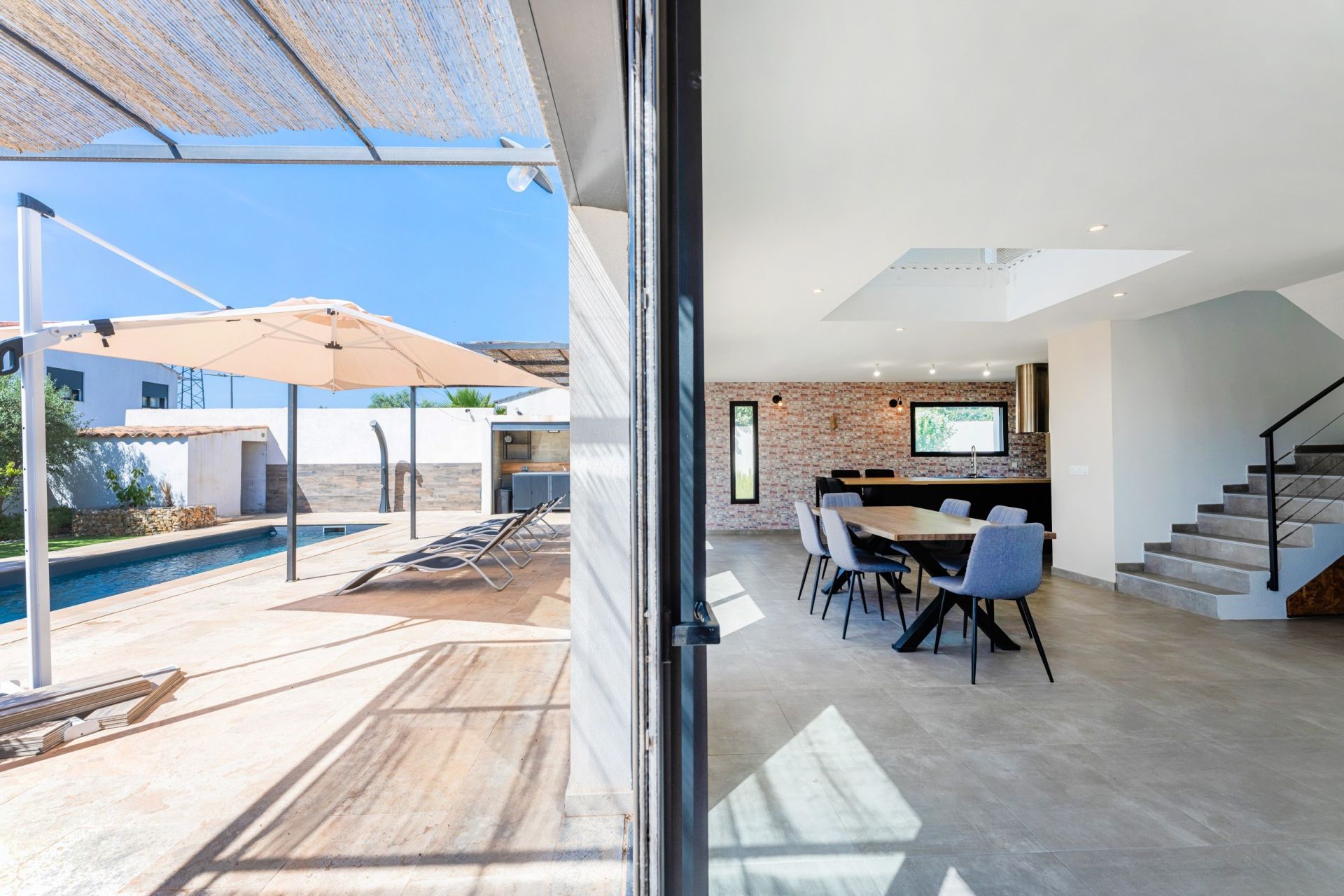 maison contemporaine 5 Pièces en vente sur LA CIOTAT (13600)