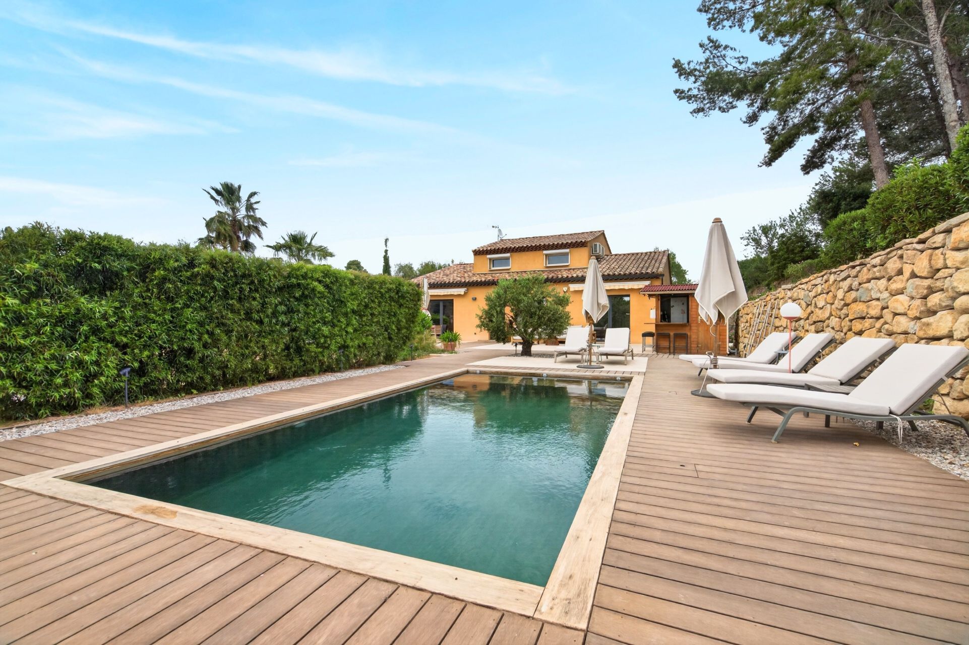 maison de luxe 11 Pièces en vente sur ST CYR SUR MER (83270)
