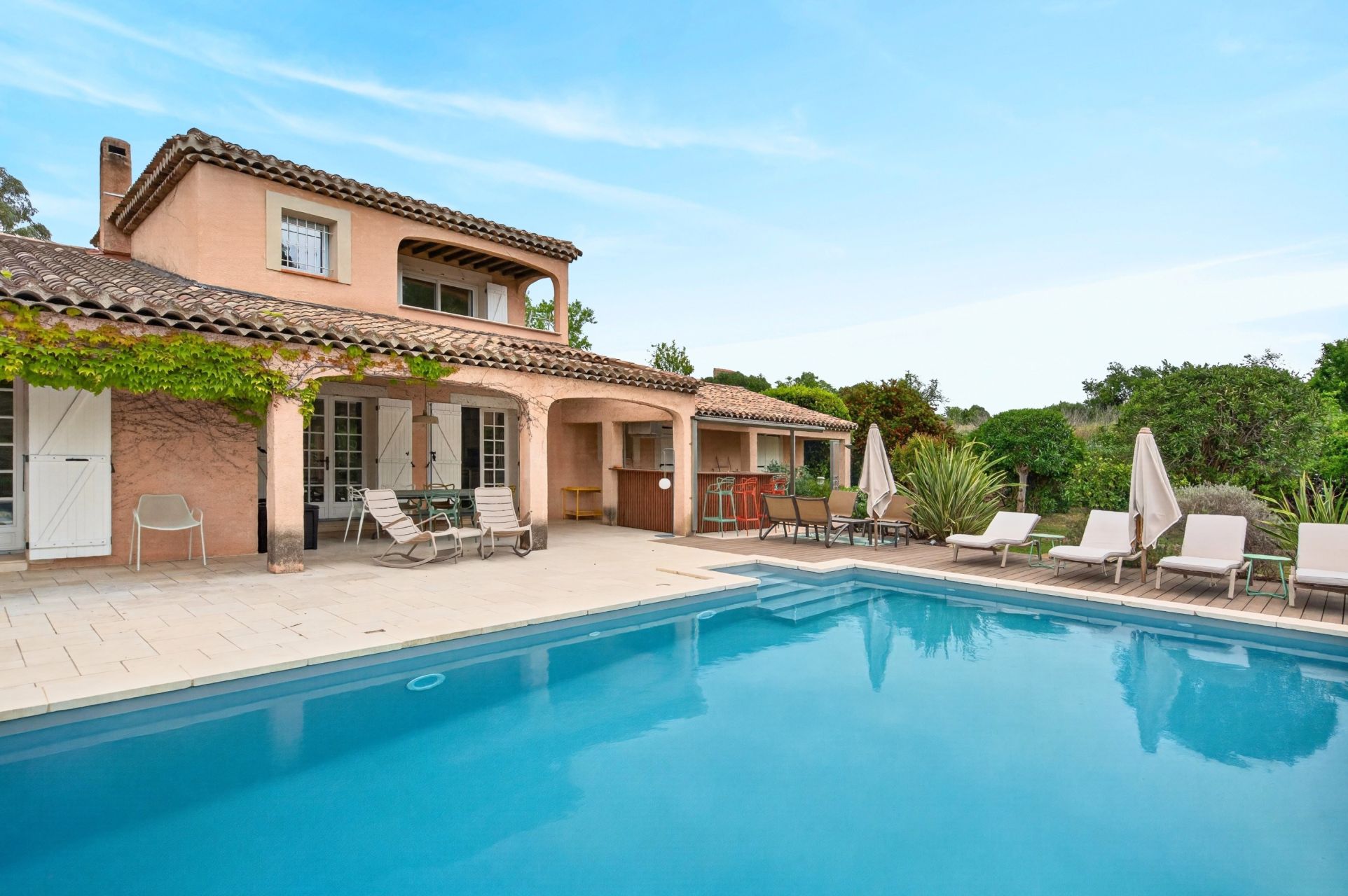 maison de luxe 11 Pièces en vente sur ST CYR SUR MER (83270)