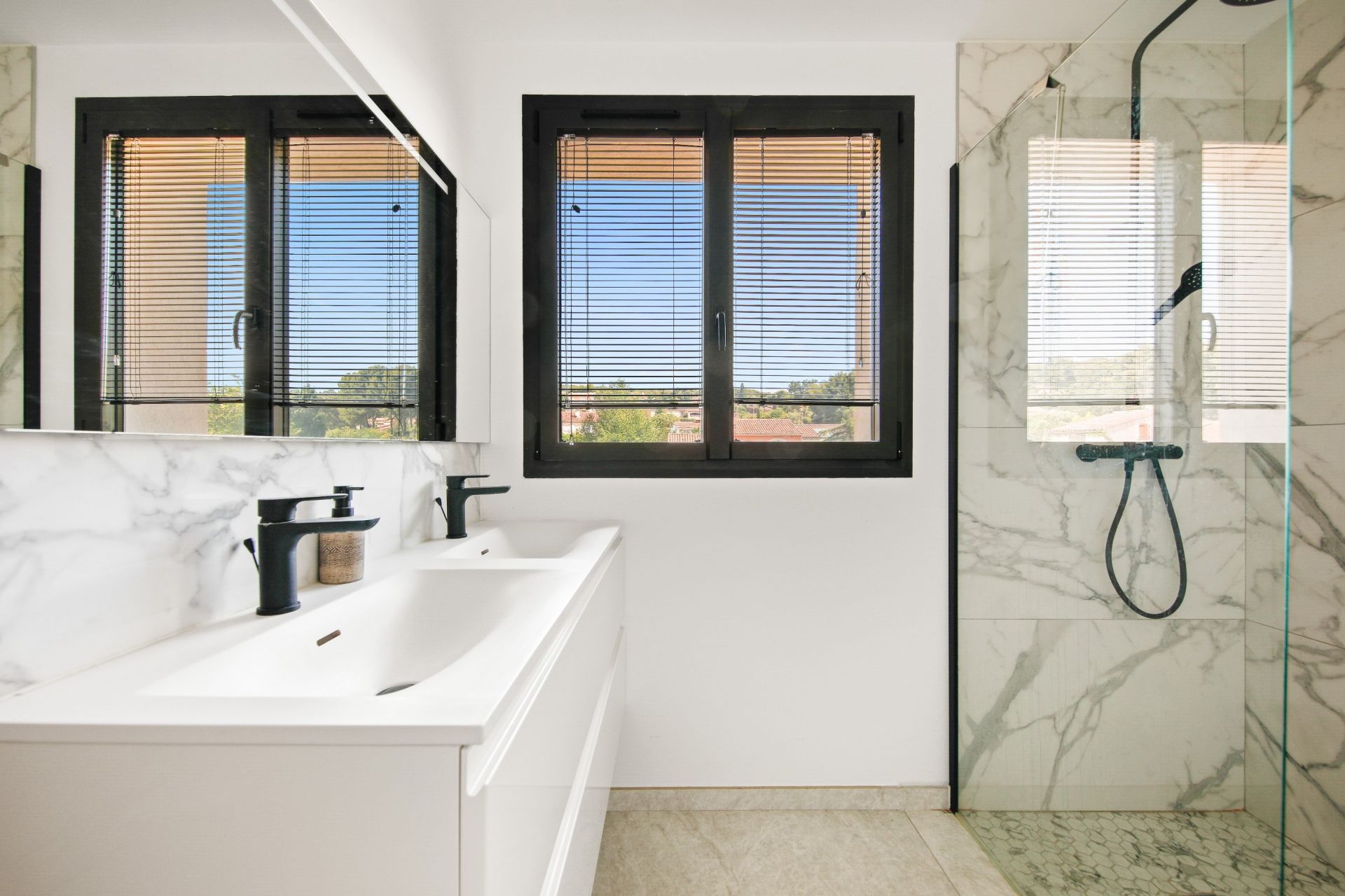 maison de luxe 7 Pièces en vente sur LA CADIERE D AZUR (83740)
