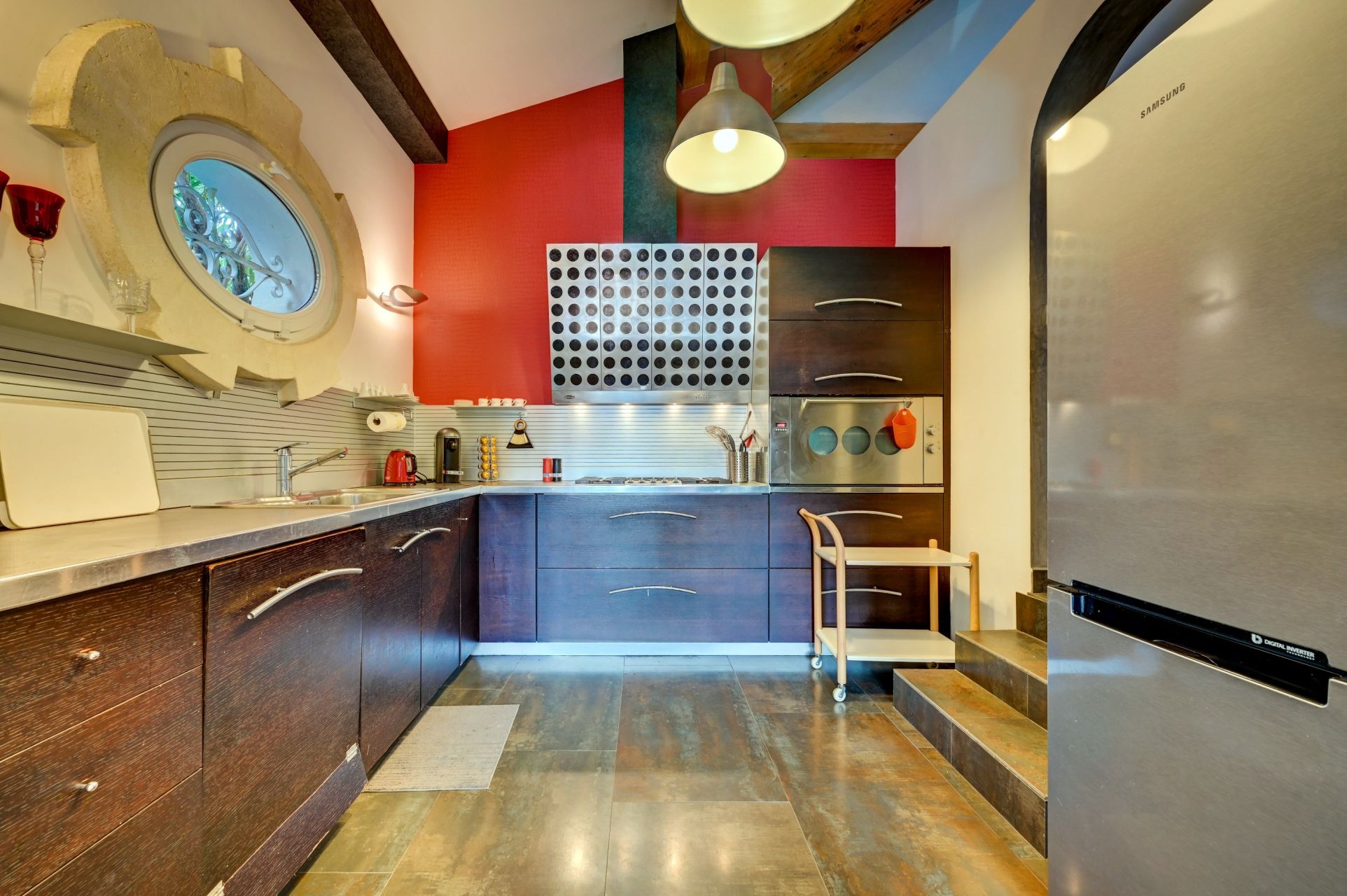 luxury house 5 Rooms for rent on MARSEILLE (13012)