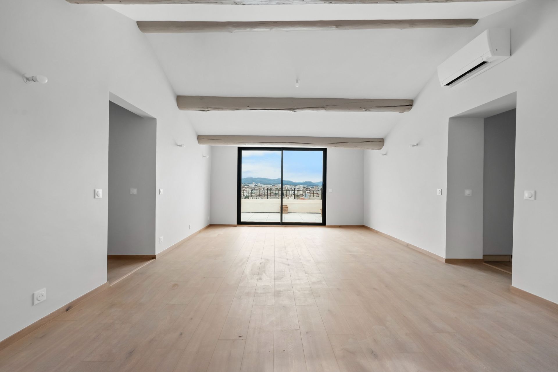 appartement de luxe 3 Pièces en location sur MARSEILLE (13006)