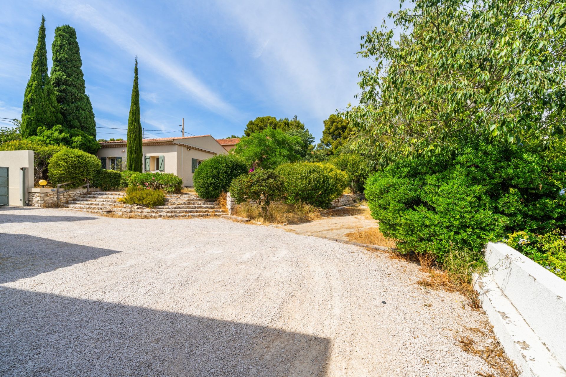 maison de luxe 5 Pièces en location sur CASSIS (13260)