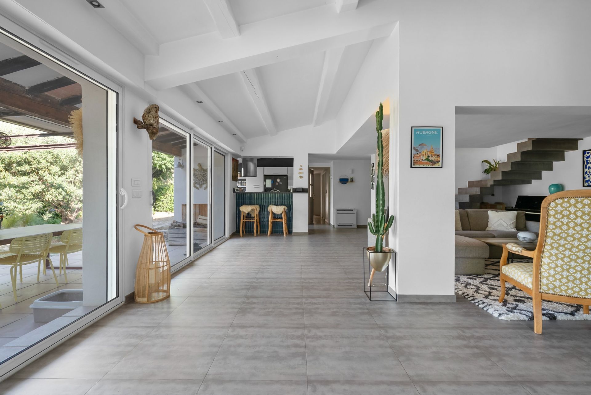 maison de luxe 5 Pièces en location sur AUBAGNE (13400)
