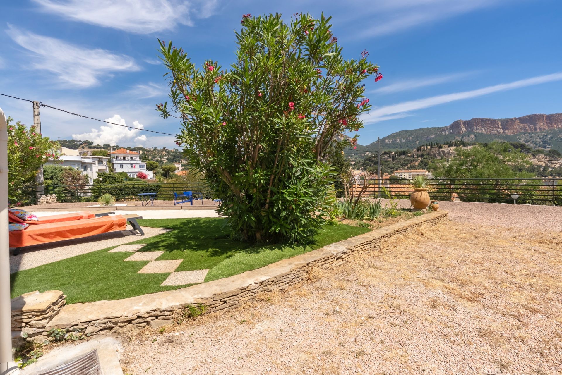 appartement de luxe 2 Pièces en location sur CASSIS (13260)