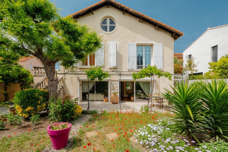 maison de luxe 5 Pièces en vente sur MARSEILLE (13008)