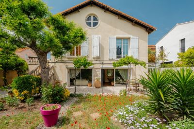 Vente Marseille 8 Maison de luxe 5&nbsp;Pièces 212&nbsp;m²