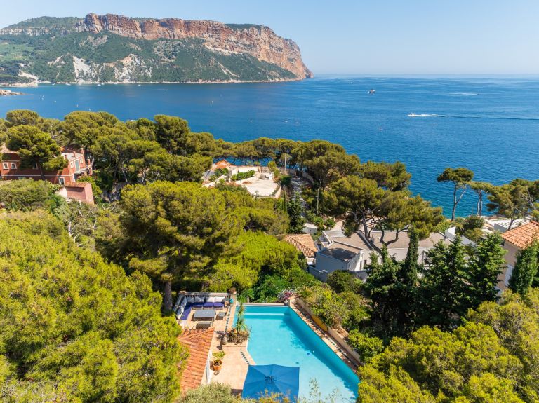 villa de luxe 9 Pièces en vente sur CASSIS (13260)