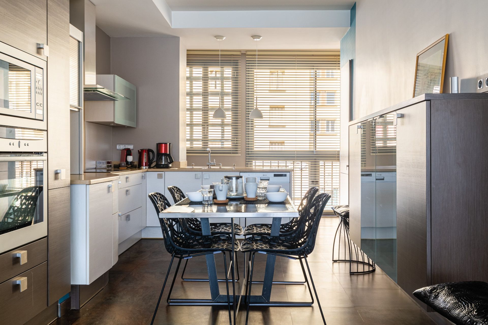 luxury apartment 4 Rooms for rent on MARSEILLE (13002)