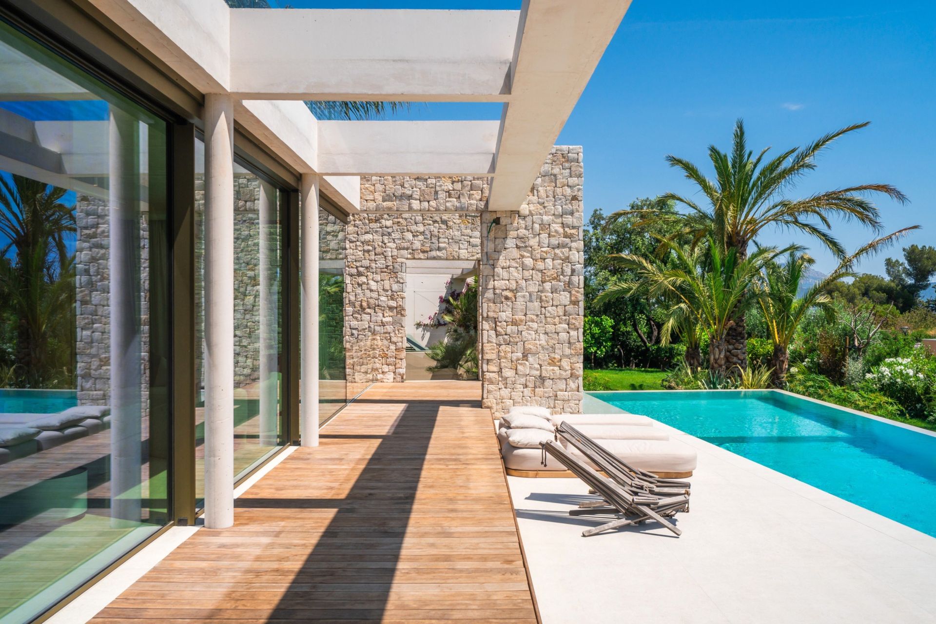 maison d'architecte 8 Pièces en location sur MARSEILLE (13007)