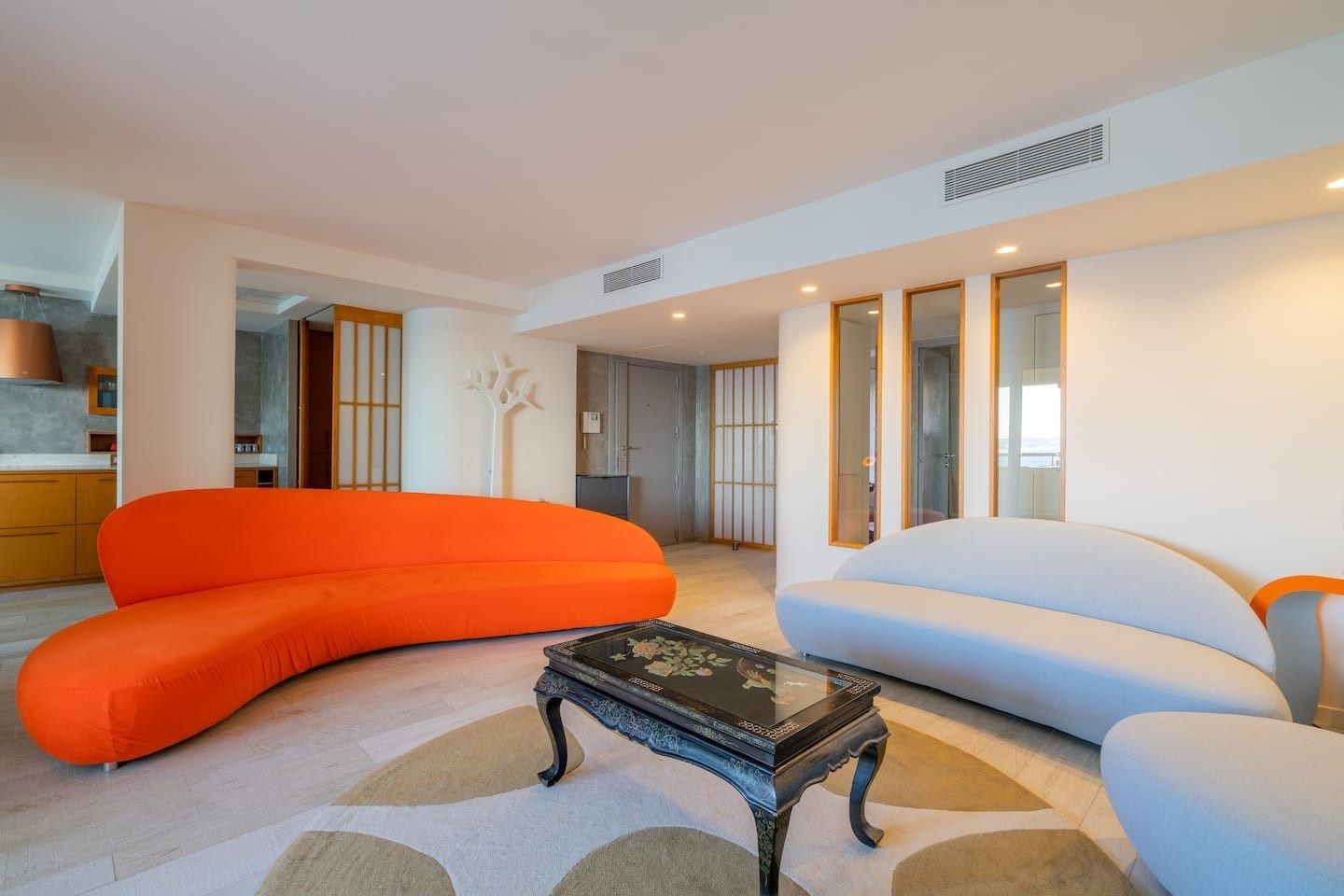 luxury apartment 5 Rooms for rent on MARSEILLE (13007)