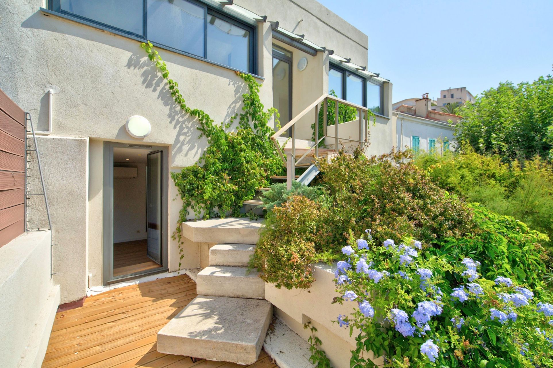 villa de luxe 4 Pièces en vente sur MARSEILLE (13007)
