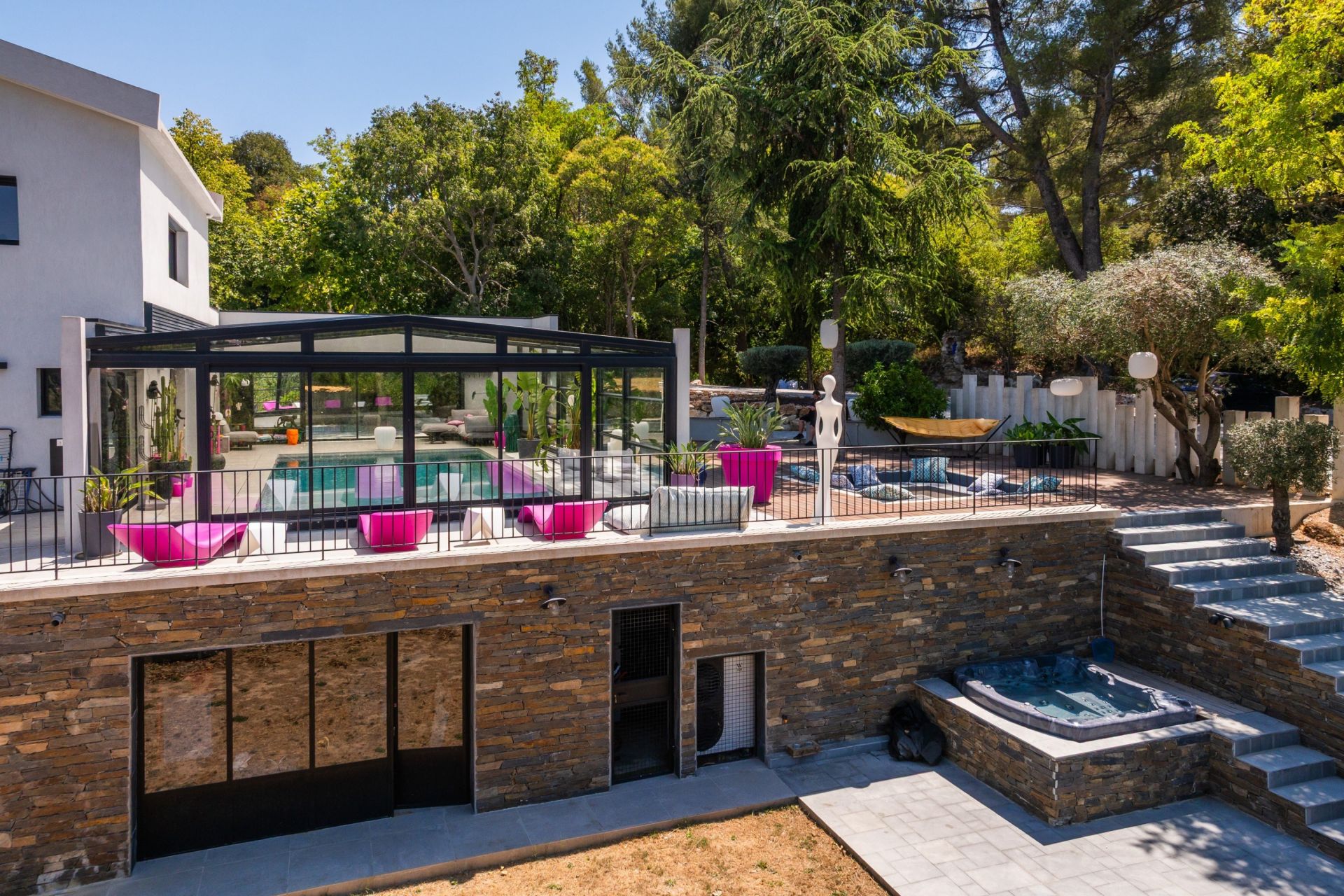 maison de luxe 6 Pièces en vente sur MARSEILLE (13012)