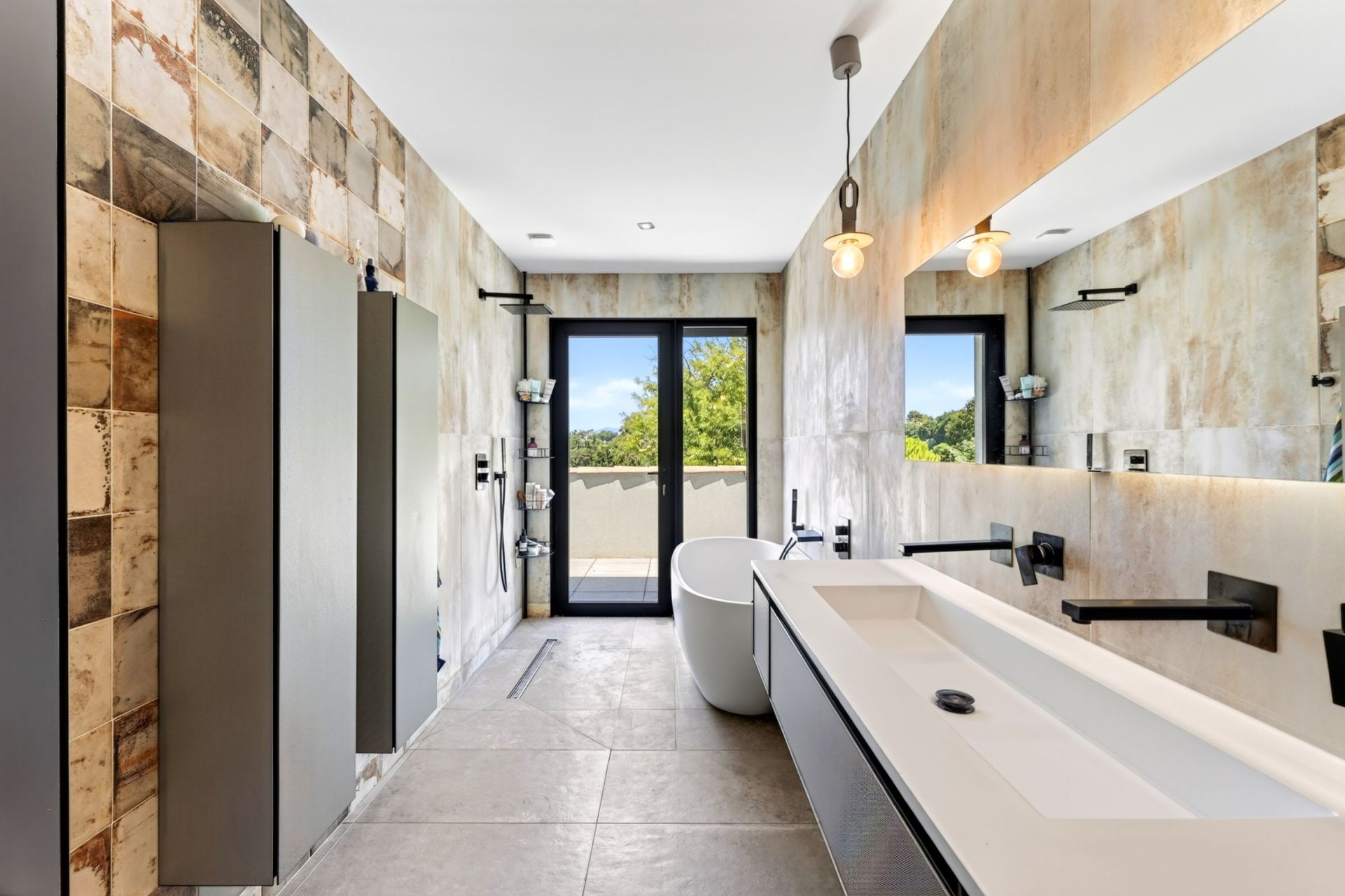 maison de luxe 6 Pièces en vente sur MARSEILLE (13012)