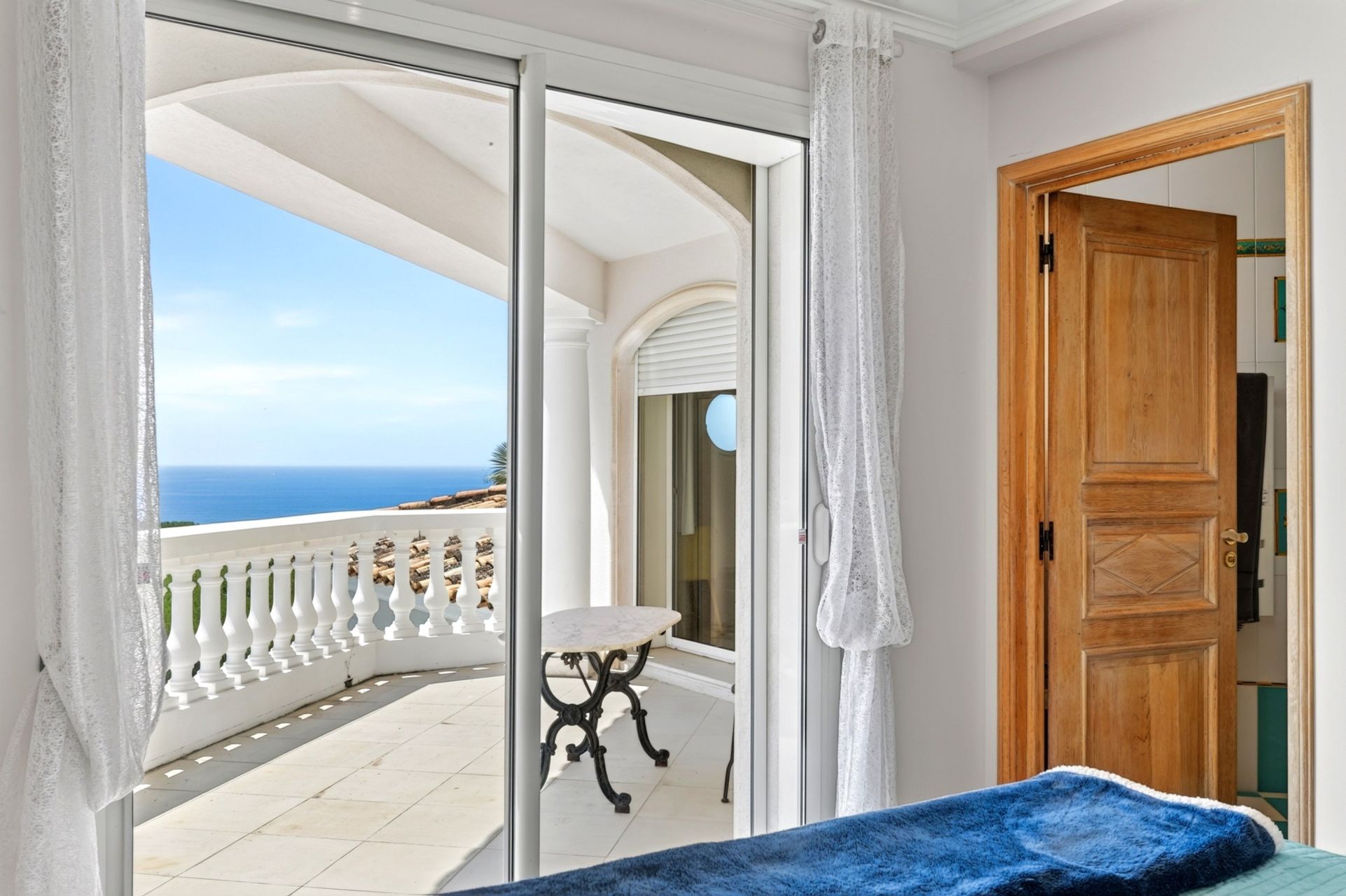 maison de luxe 10 Pièces en vente sur CARRY LE ROUET (13620)