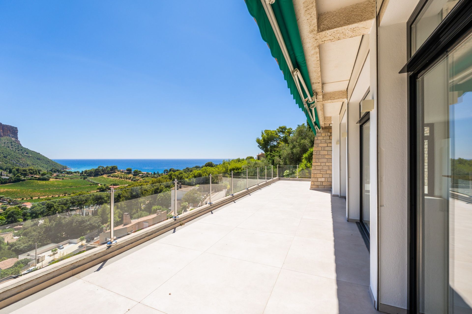 appartement de luxe 5 Pièces en vente sur CASSIS (13260)