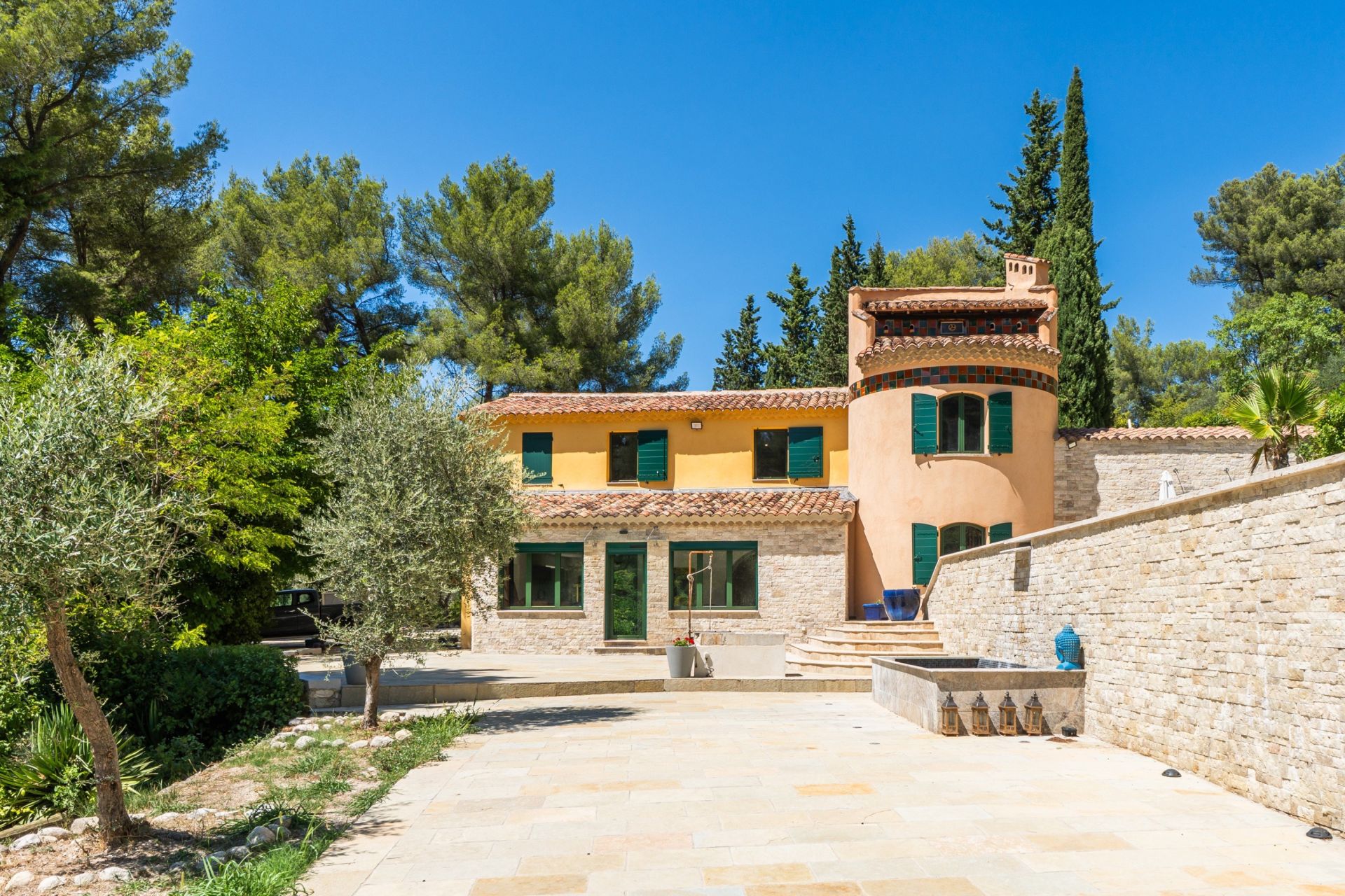 maison de luxe 6 Pièces en vente sur ALLAUCH (13190)