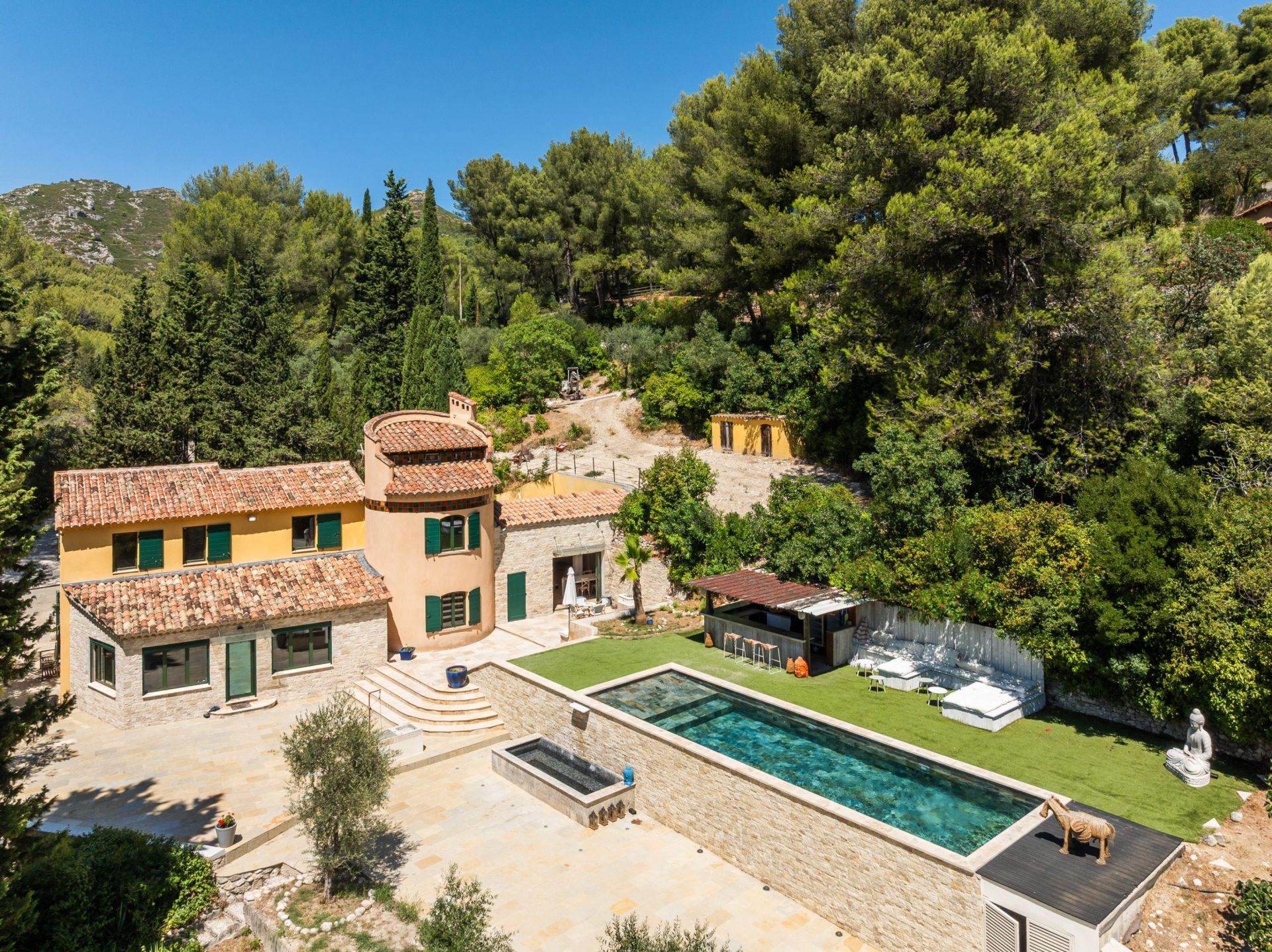 maison de luxe 6 Pièces en vente sur ALLAUCH (13190)