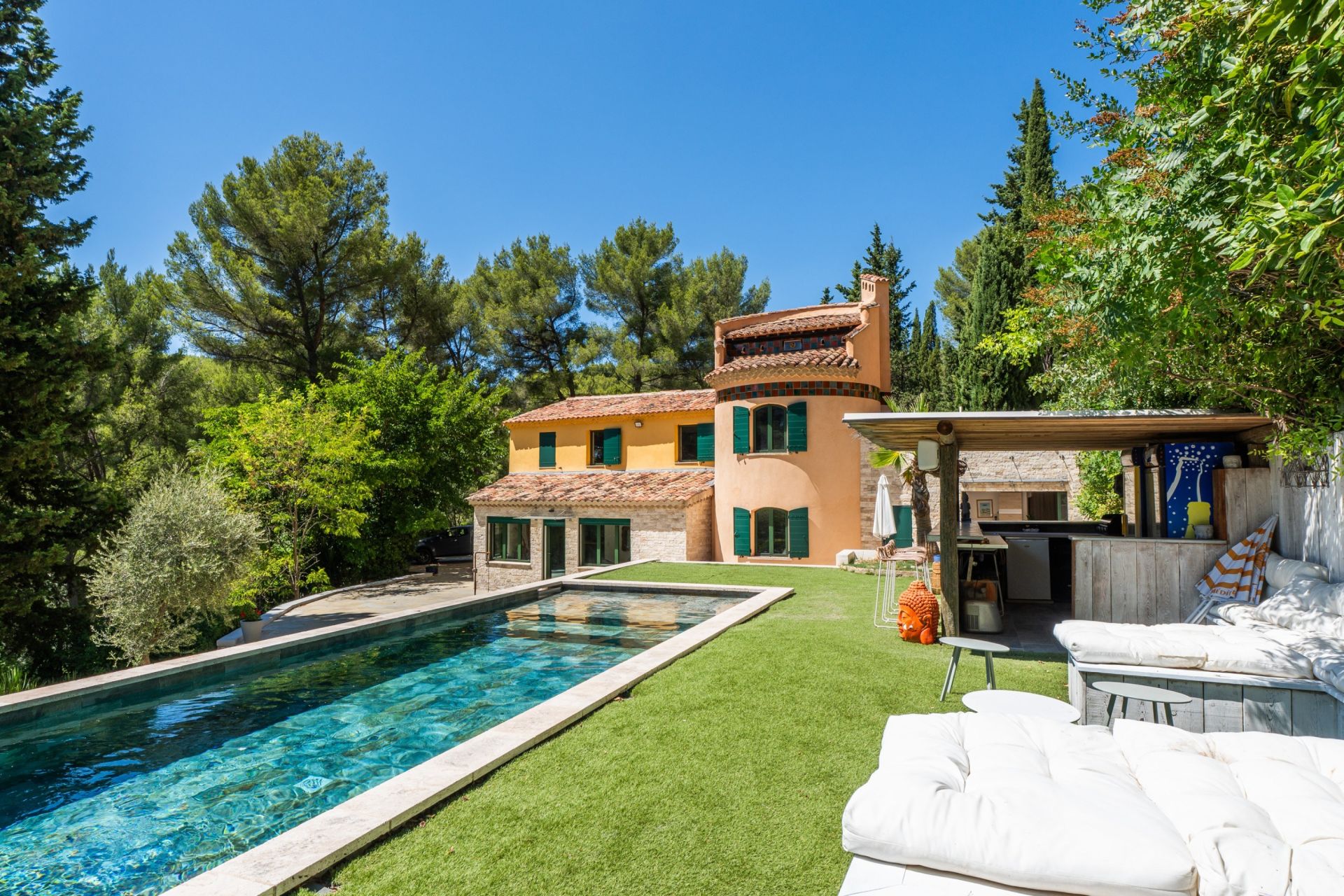 maison de luxe 6 Pièces en vente sur ALLAUCH (13190)