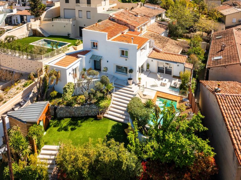 maison de luxe 5 Pièces en vente sur MARSEILLE (13007)