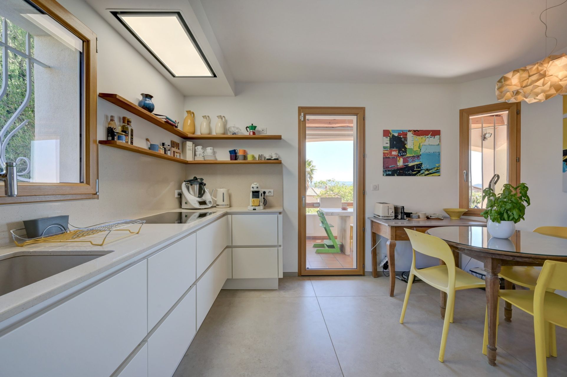luxury house 5 Rooms for sale on LA CIOTAT (13600)