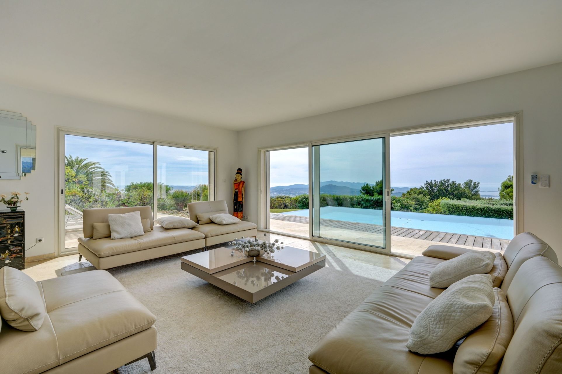 maison de luxe 8 Pièces en vente sur OLLIOULES (83190)