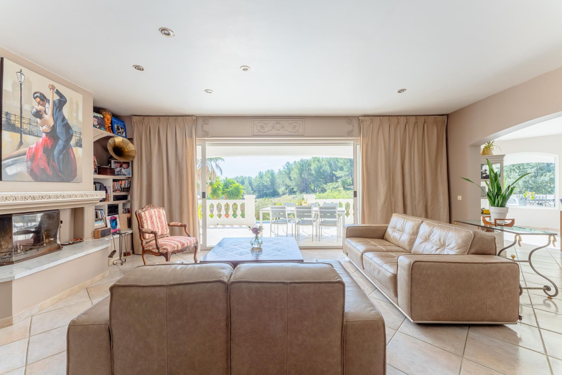 maison de luxe 7 Pièces en vente sur ST CYR SUR MER (83270)